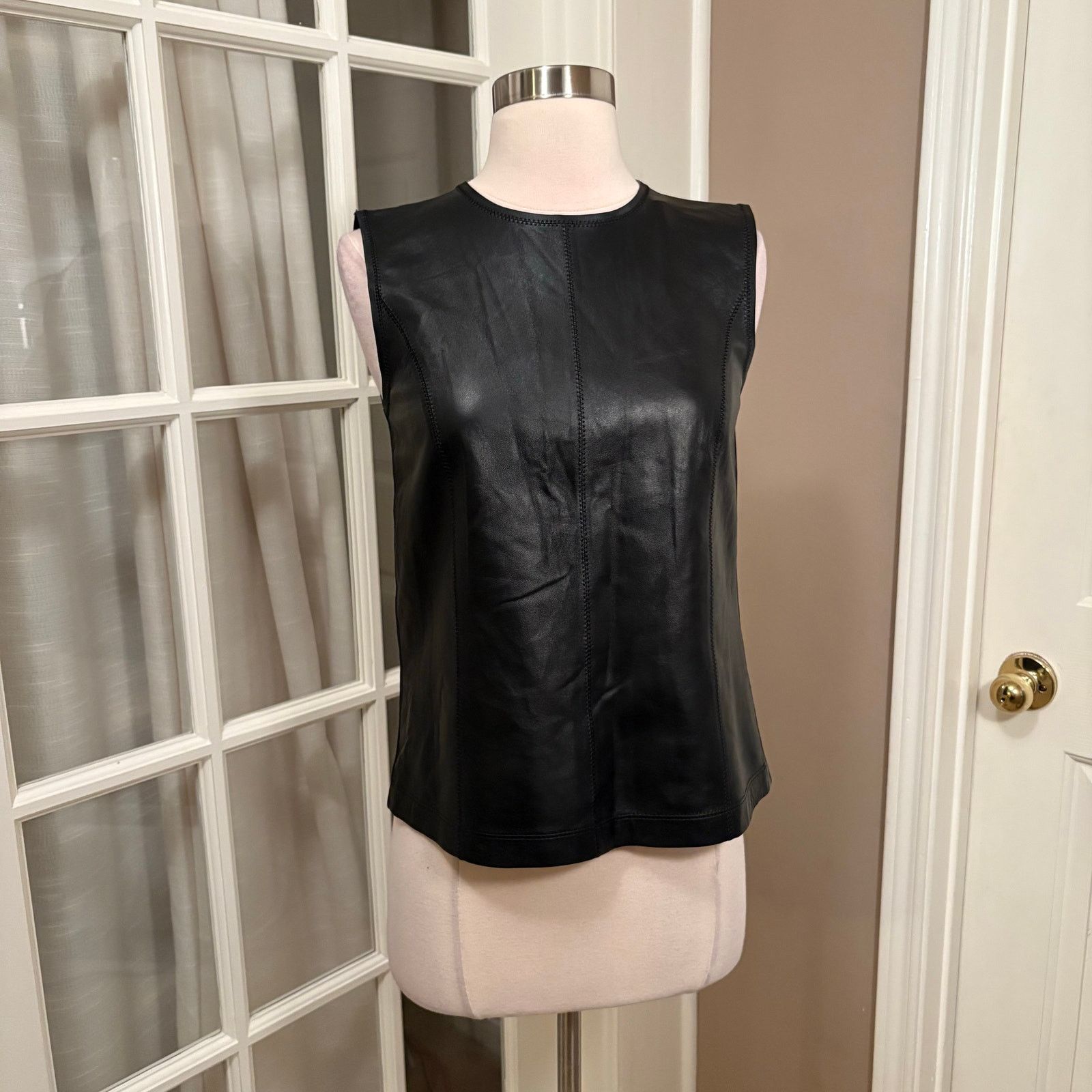 Elie Tahari Elie Tahari Kai Black Lamb Leather Sleeveless Top XS NWT Size XS / US 0-2 / IT 36-38 - 1 Thumbnail