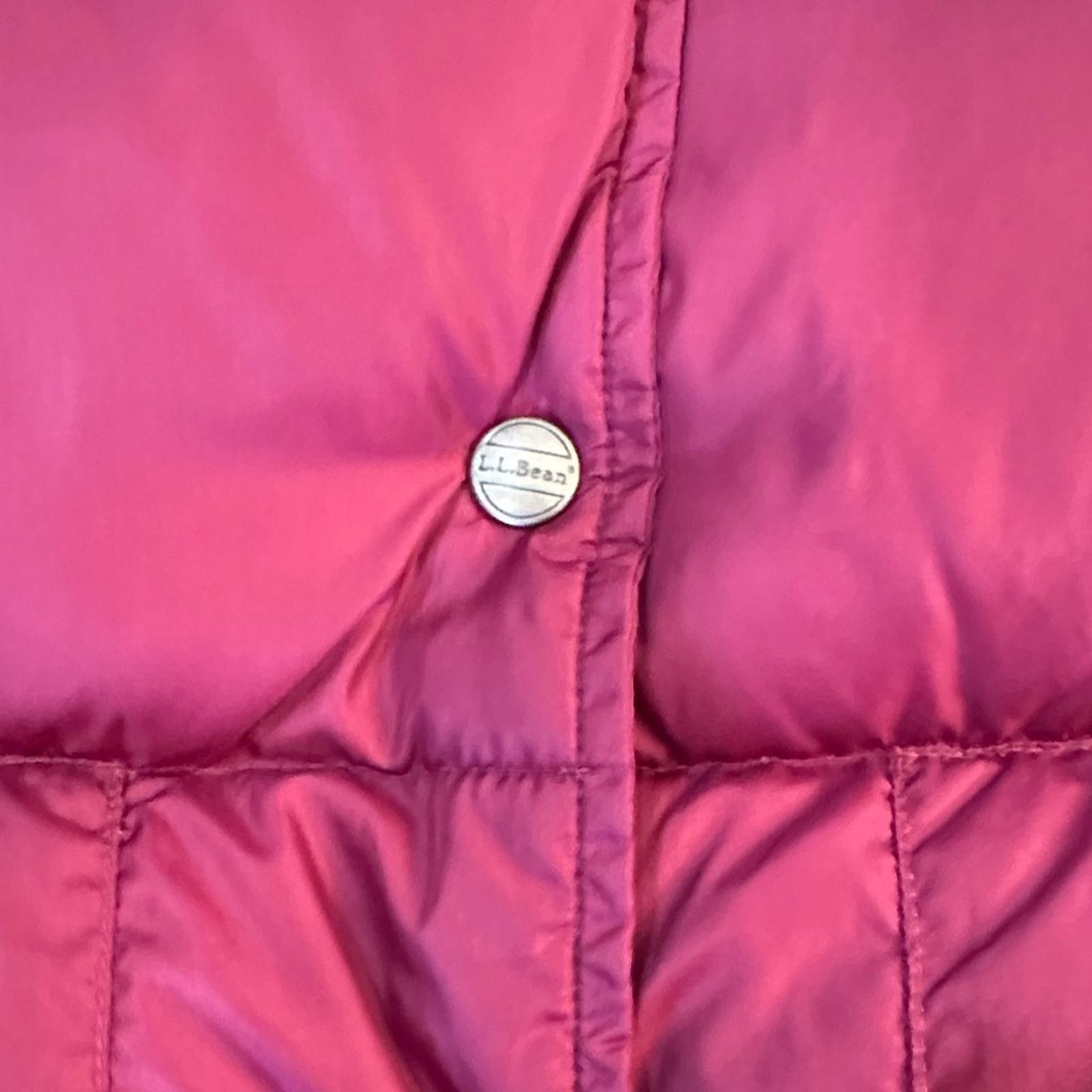 L.L. Bean LL BEAN Medium Puffer Vest Vintage EUC Goose Down Burgundy Size M / US 6-8 / IT 42-44 - 4 Thumbnail