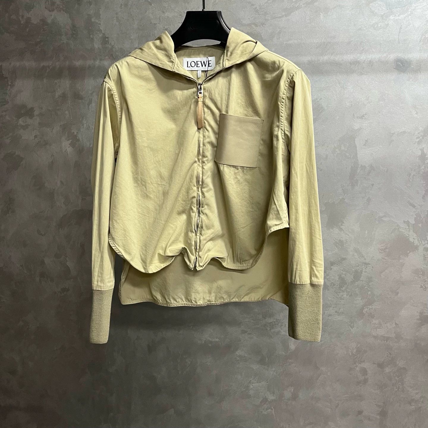 Loewe Loewe Beige T-Shirt 34 Women Size XS / US 0-2 / IT 36-38 - 1 Thumbnail