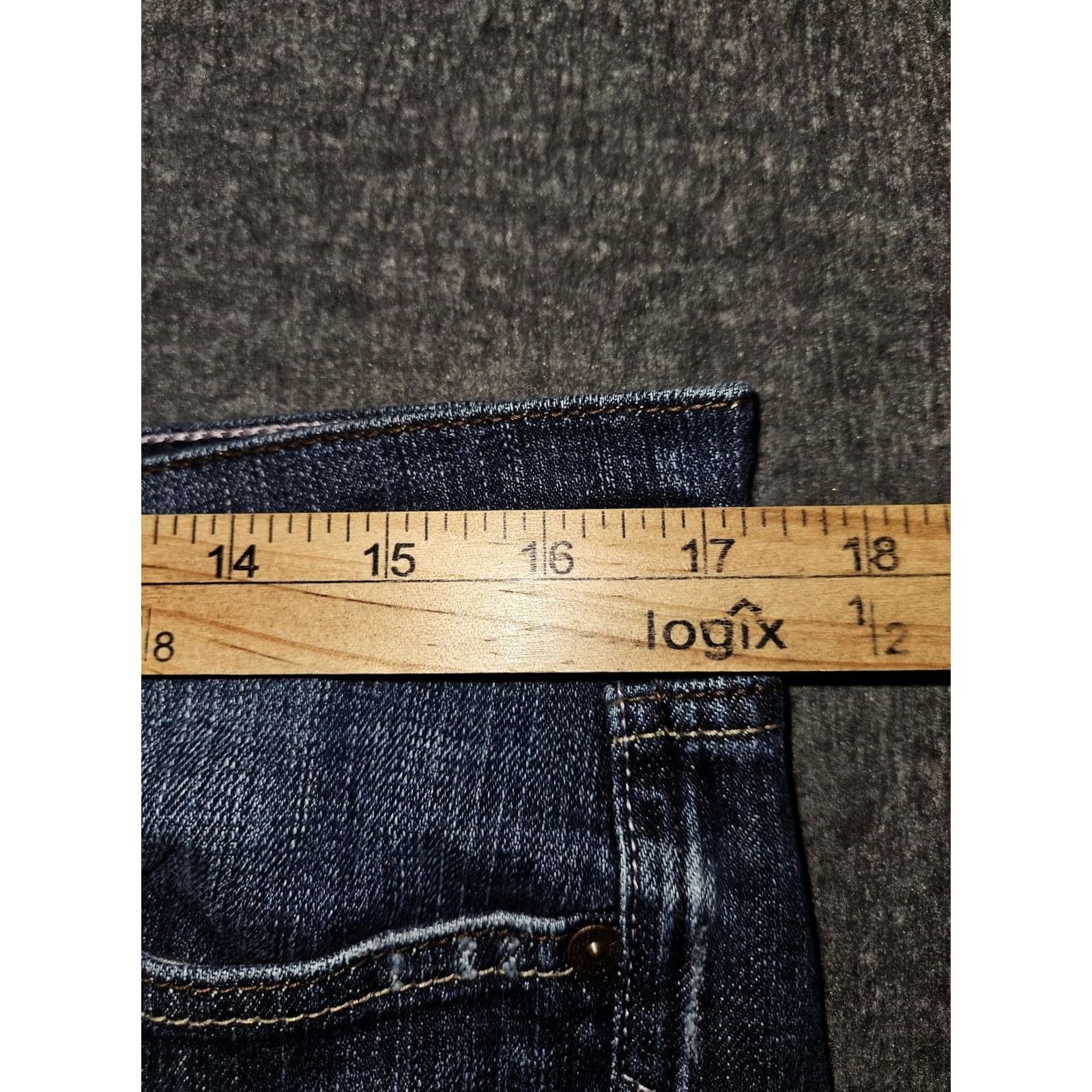 Lucky Brand Lucky Brand Jeans Womens 14 x 32 Blue Sweet N Low Bootcut Stretch Denim Stark Jeans Women Regular 14 32 Blue Boots Cut 5-Pocket Logo City Preppy Size 36" / US 14 / IT 50 - 4 Thumbnail