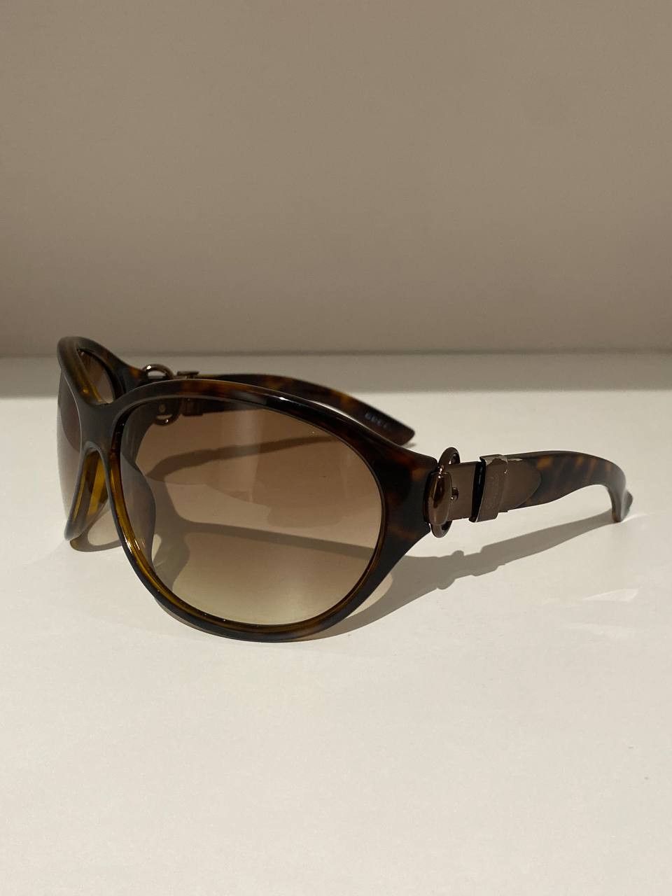 Gucci Gucci GG Buckle Logo Oval Oversized Sunglasses Y2K Vintage Size ONE SIZE - 5 Thumbnail