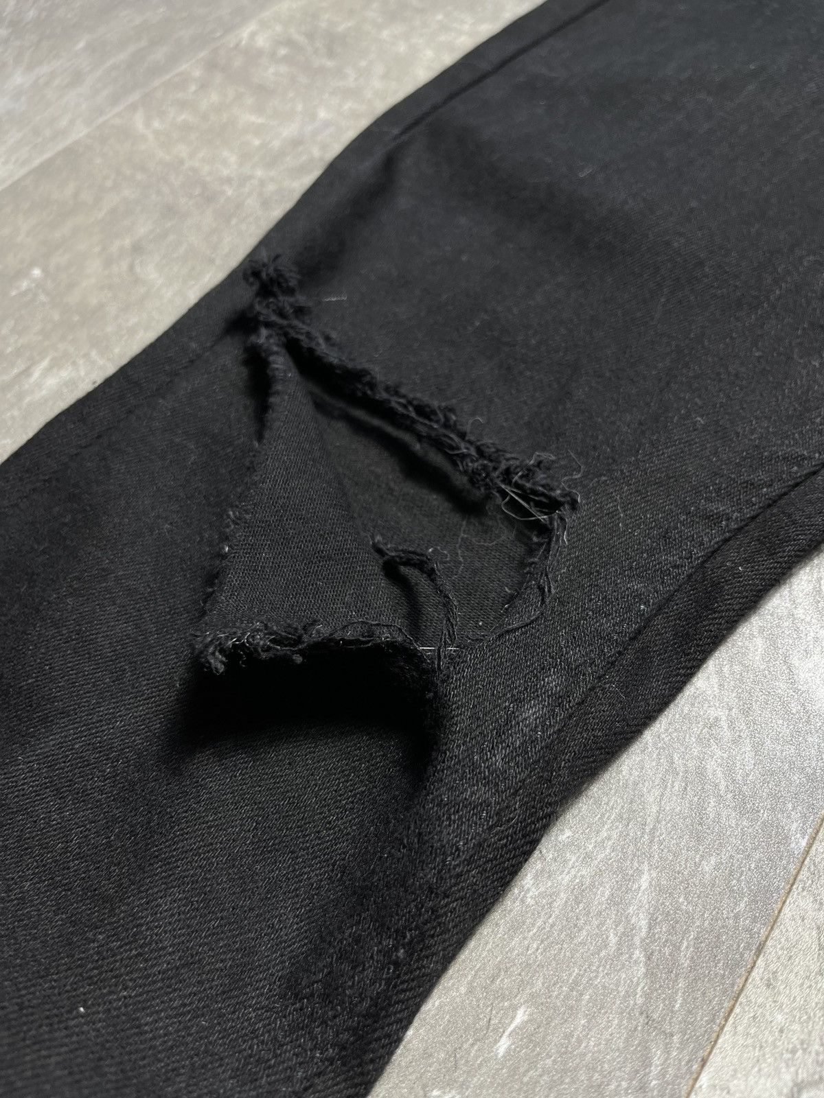 Ksubi Ksubi Knee Rip Plain Black Denim Jeans Size 32 Size US 32 / EU 48 - 10 Thumbnail