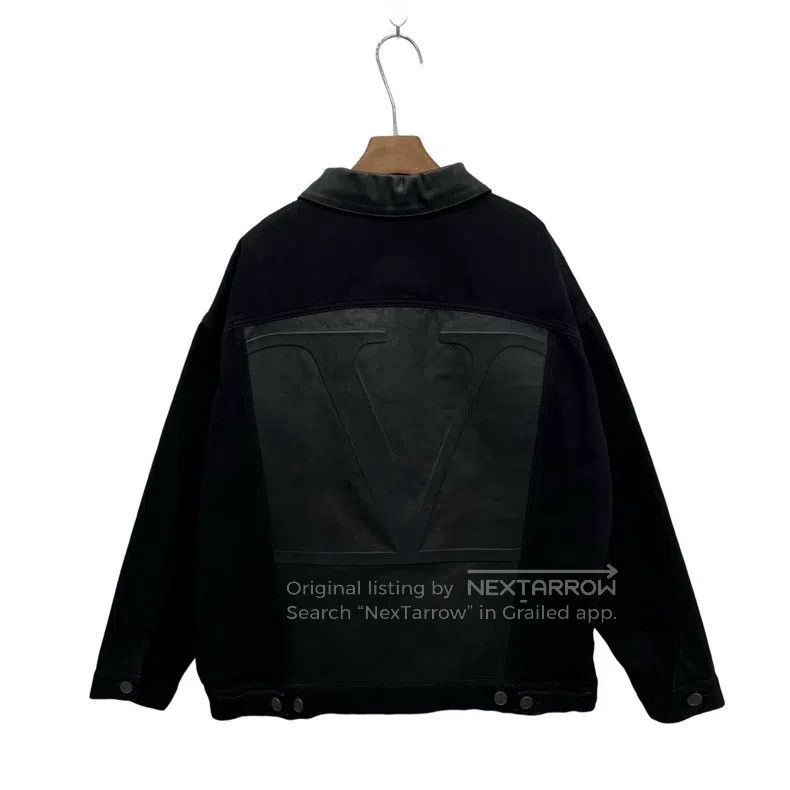 Valentino Valentino Embossed logo patchwork denim jacket jacket Size L / US 10 / IT 46 - 4 Thumbnail