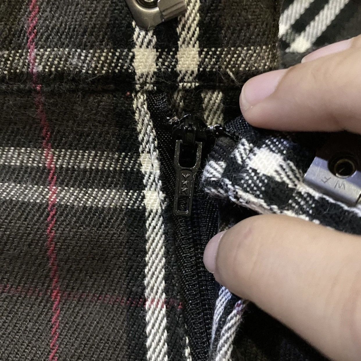 Burberry × Vintage Vintage Burberry London Nova Check Stretchable Pants Size US 28 / EU 44 - 8 Thumbnail