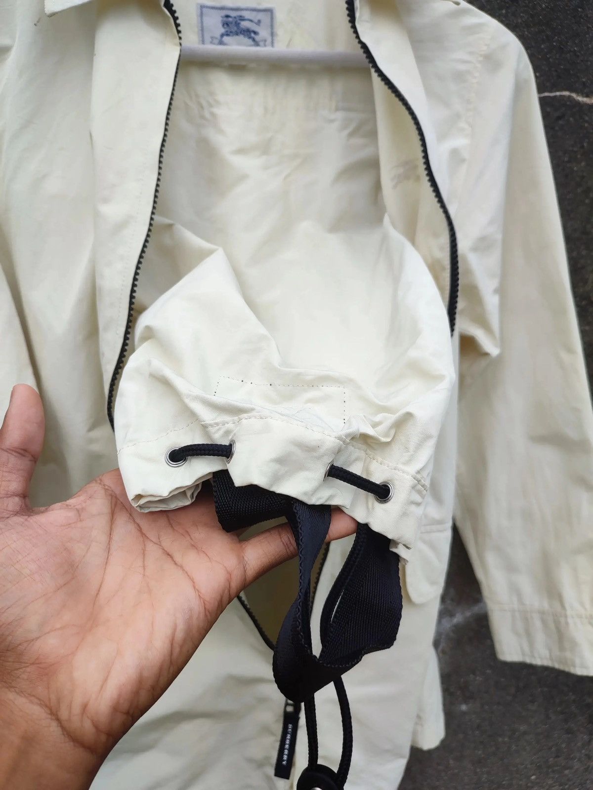 Burberry × Vintage Vintage Burberrys Convertible Jacket Bag – Packable Design Size US S / EU 44-46 / 1 - 3 Thumbnail