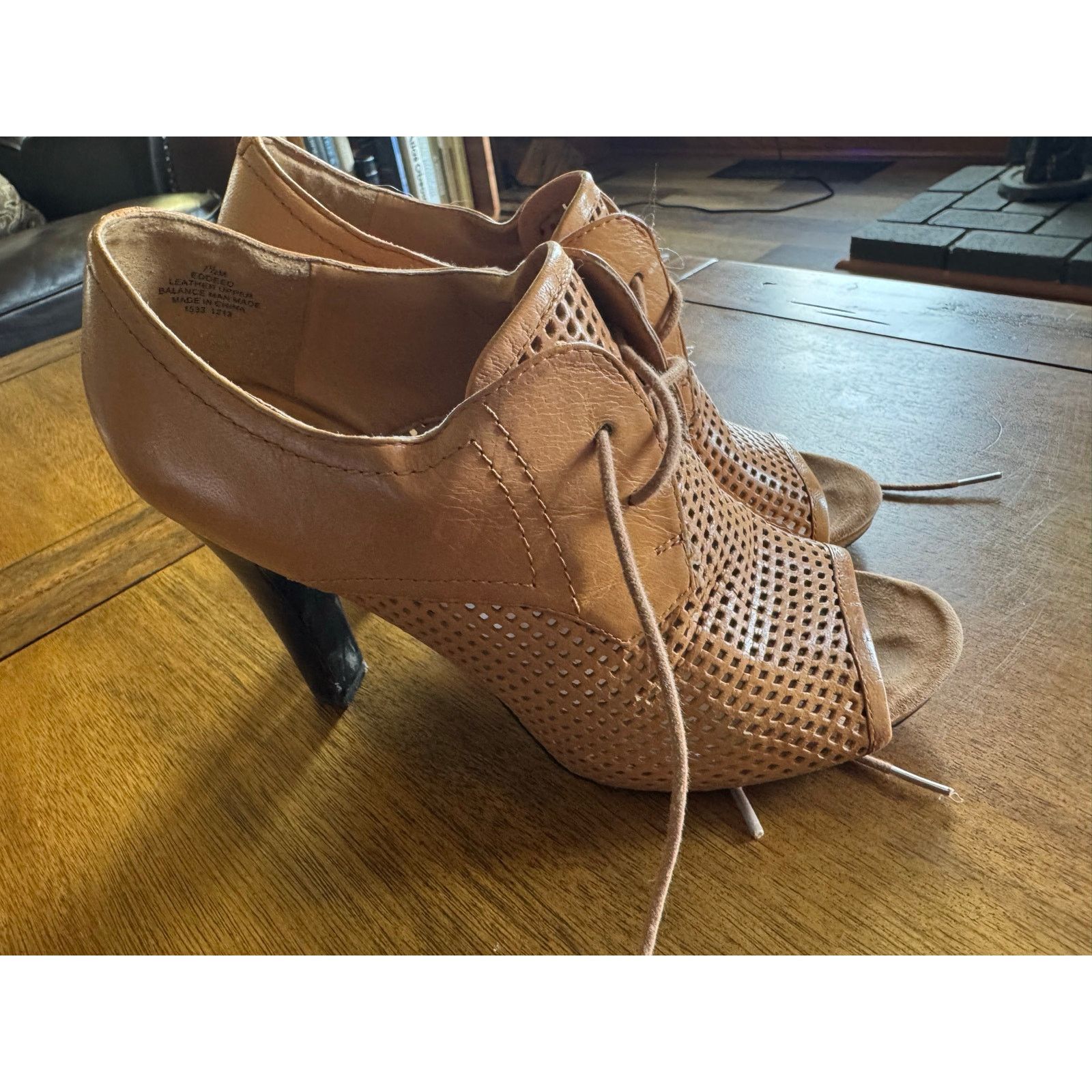 Nine West Nine West Tan Leather Peep Toe Booties Lace Up Heel 7.5M Size US 7.5 / IT 37.5 - 1 Thumbnail
