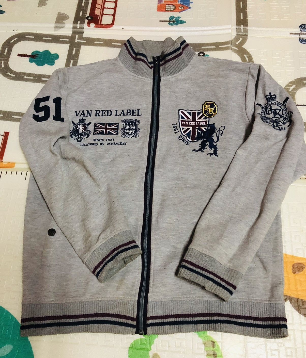Japanese Brand × Vintage Vintage american brand varsity jacket embroidered logo Size US L / EU 52-54 / 3 - 2 Thumbnail