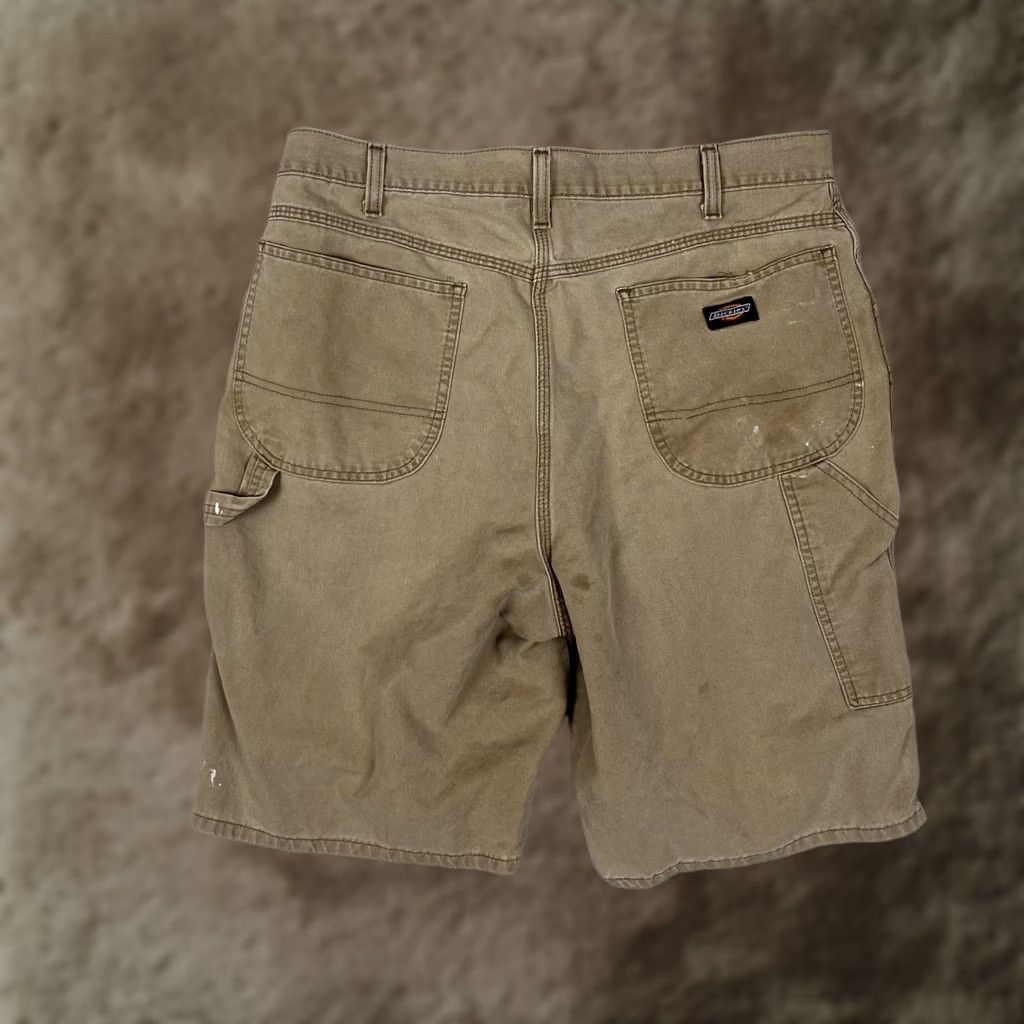 Dickies VTG Dickies Cargo Shorts Mens 34 Beige Canvas Carpenter Utility Pockets Workwear 11in Inseam Size US 34 / EU 50 - 1 Thumbnail