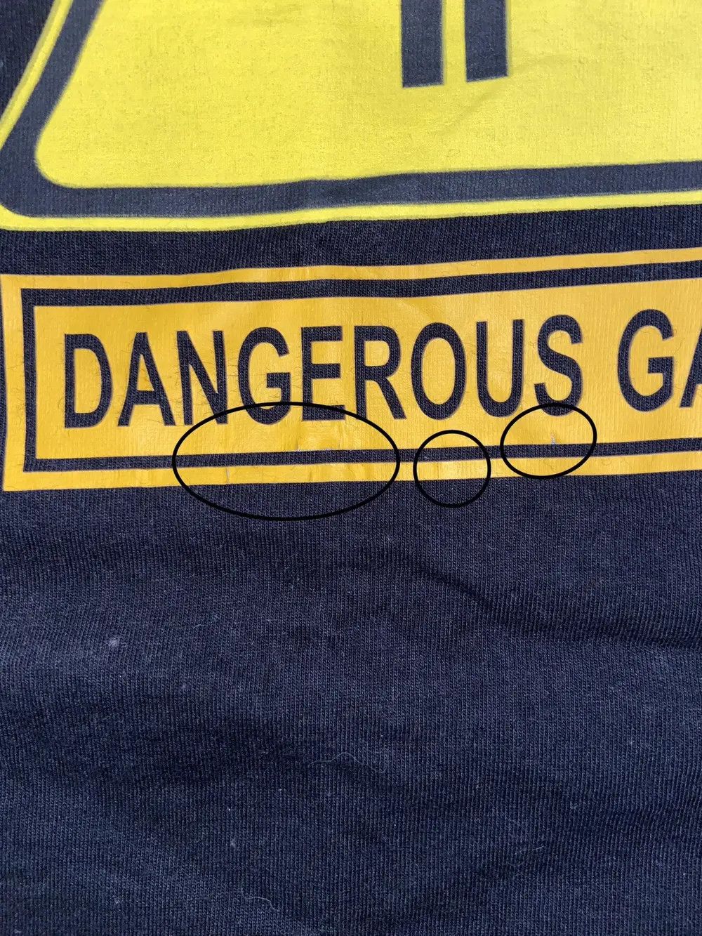Vintage ⚠️CRAZY VINTAGE FUNNY TEE Y2K T SHIRT FART DANGEROUS GASES Size US XXL / EU 58 / 5 - 14 Thumbnail