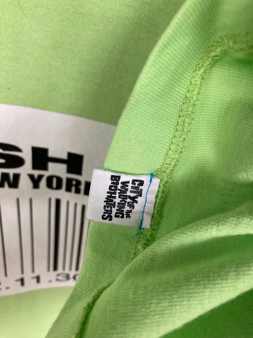 Bape 2002 OG Bape x Stash “Barcode Invitation” Tee Size US M / EU 48-50 / 2 - 7 Thumbnail
