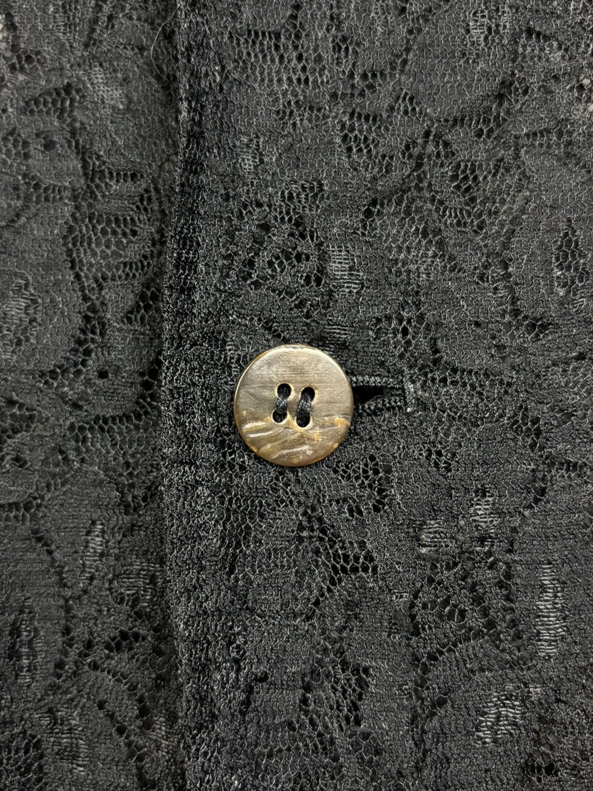 Tricot Comme des Garcons 90s Archive Comme Des Garcons Lace Button Up Shirt CDG ~L Size L / US 10 / IT 46 - 4 Thumbnail