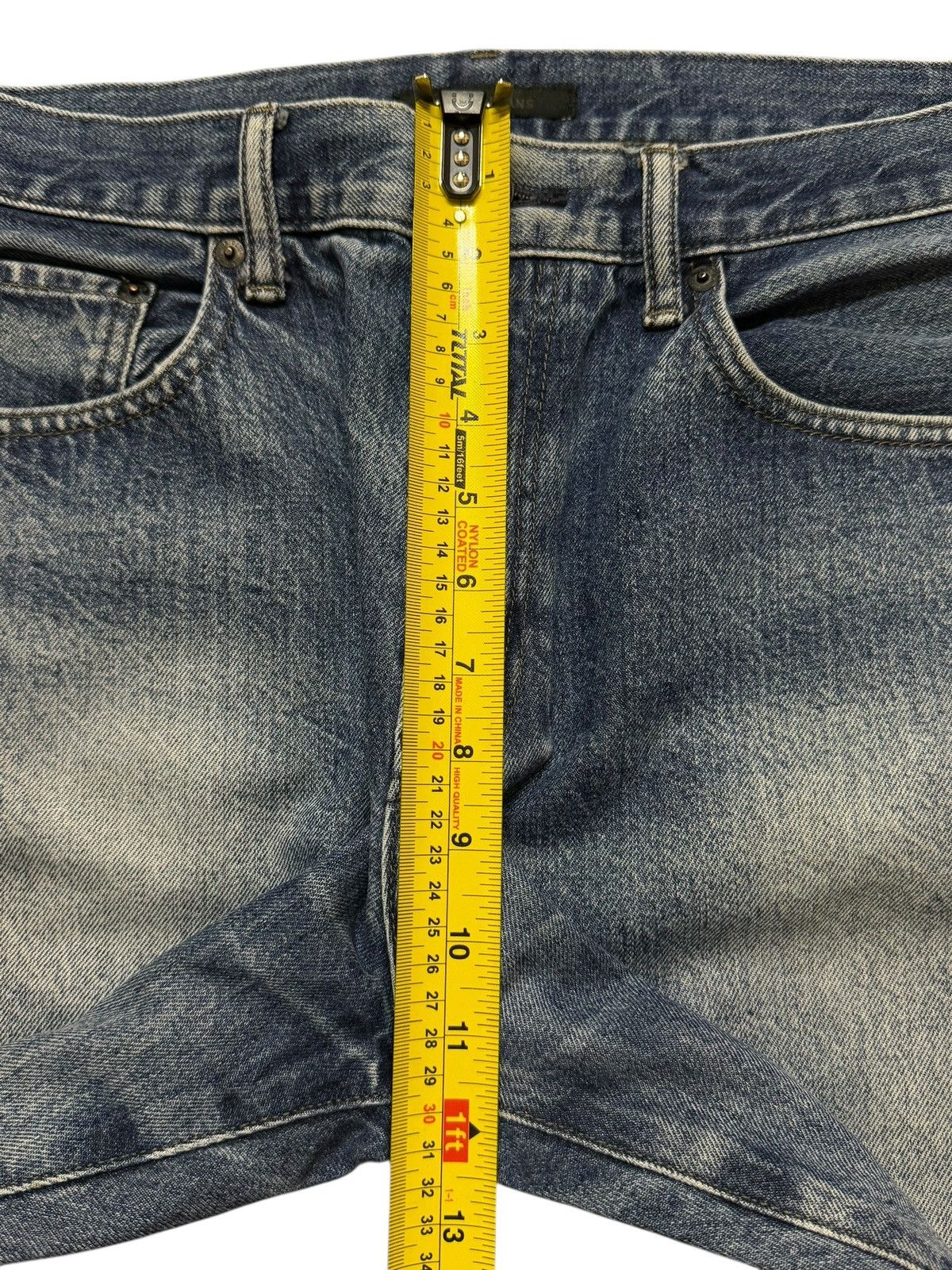 Uniqlo Vintage Y2K Japanese Uniqlo Blue Faded Wash Baggy Jeans Size US 33 - 12 Thumbnail