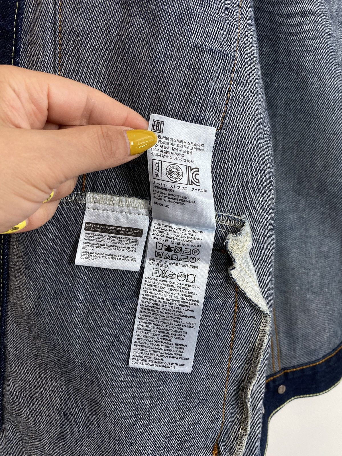 Levi's Levis Long Sleeve Trucker Denim Jacket Men’s Size Small Size US S / EU 44-46 / 1 - 10 Thumbnail
