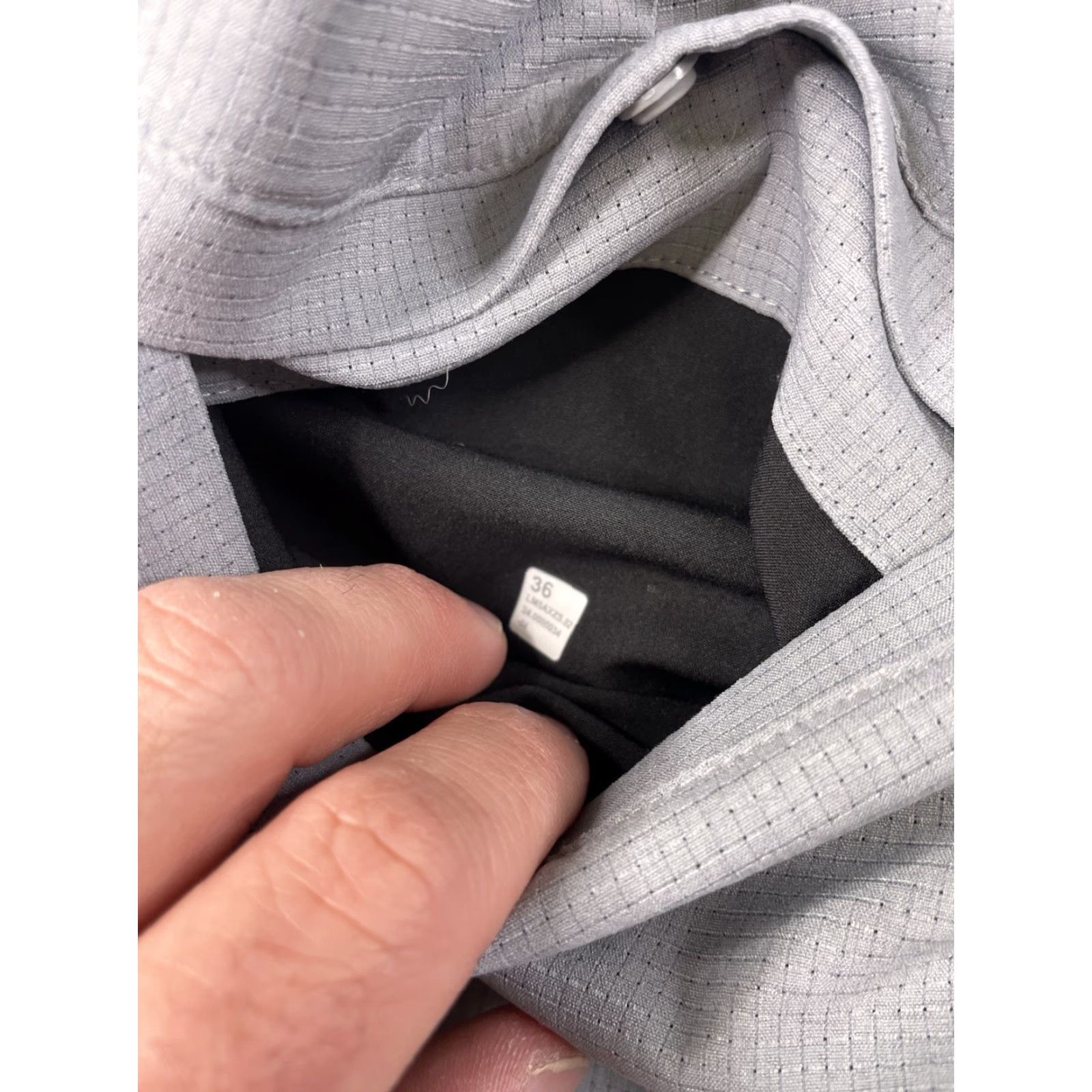 Lululemon Lululemon Pants Mens 36 Gray WovenAir Stretch Classic Chino Casual Activewear Slimming PANTS Size US 36 / EU 52 - 7 Thumbnail