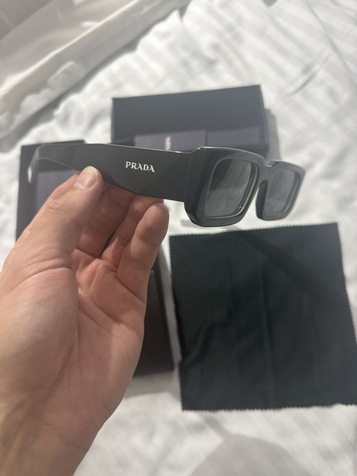 Prada Prada Sunglasses PR 06YS Size ONE SIZE - 4 Thumbnail
