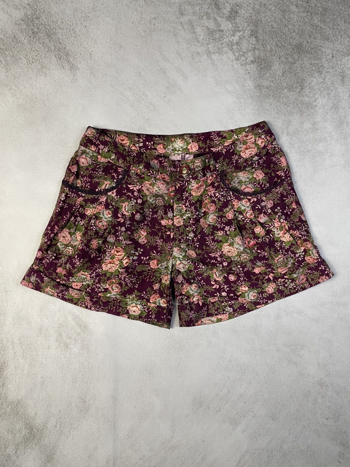 Japanese Brand Axes Femme Himekaji Purple Floral Corduroy Shorts Size 26" / US 2 / IT 38 - 1 Thumbnail