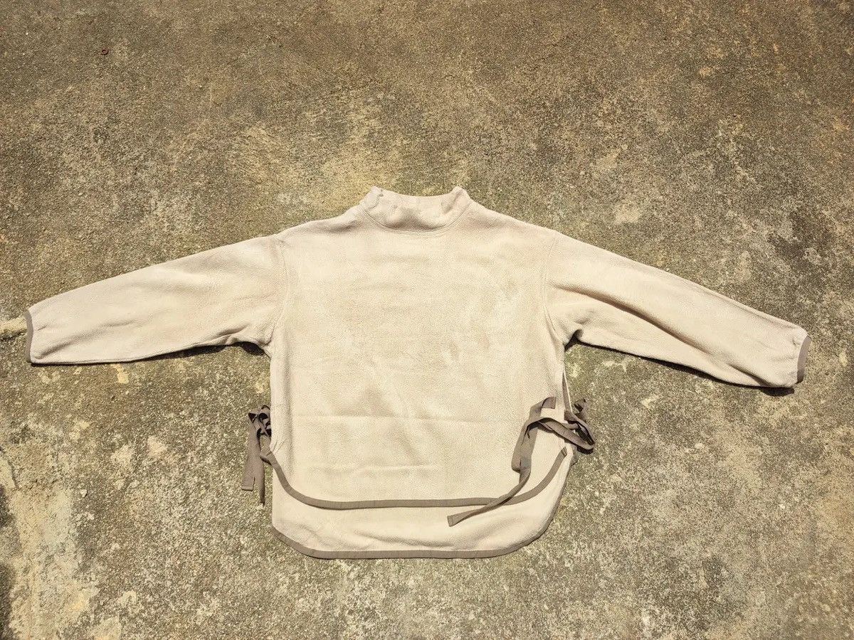 Uniqlo × White Mountaineering UNIQLO x White Mountaineering Fleece Pullover – Beige Size US M / EU 48-50 / 2 - 1 Thumbnail