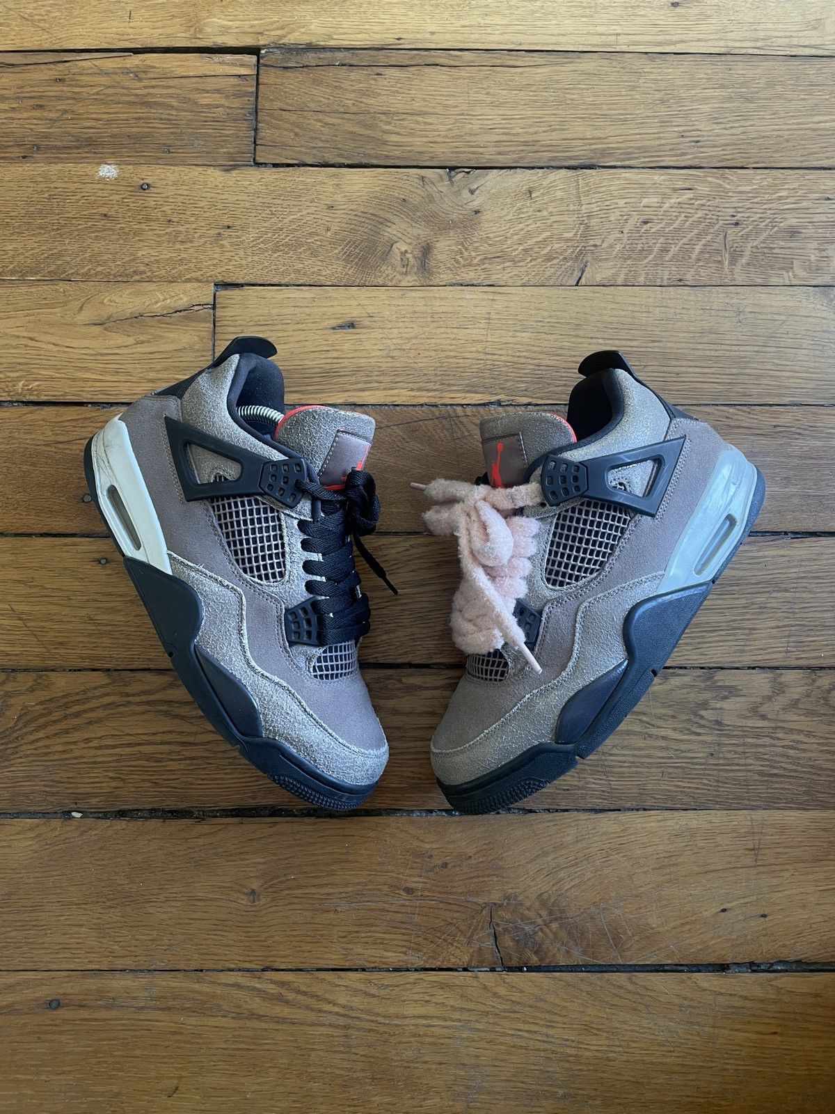 Jordan Brand Jordan 4 Taupe Haze Size US 8.5 / EU 41-42 - 1 Thumbnail