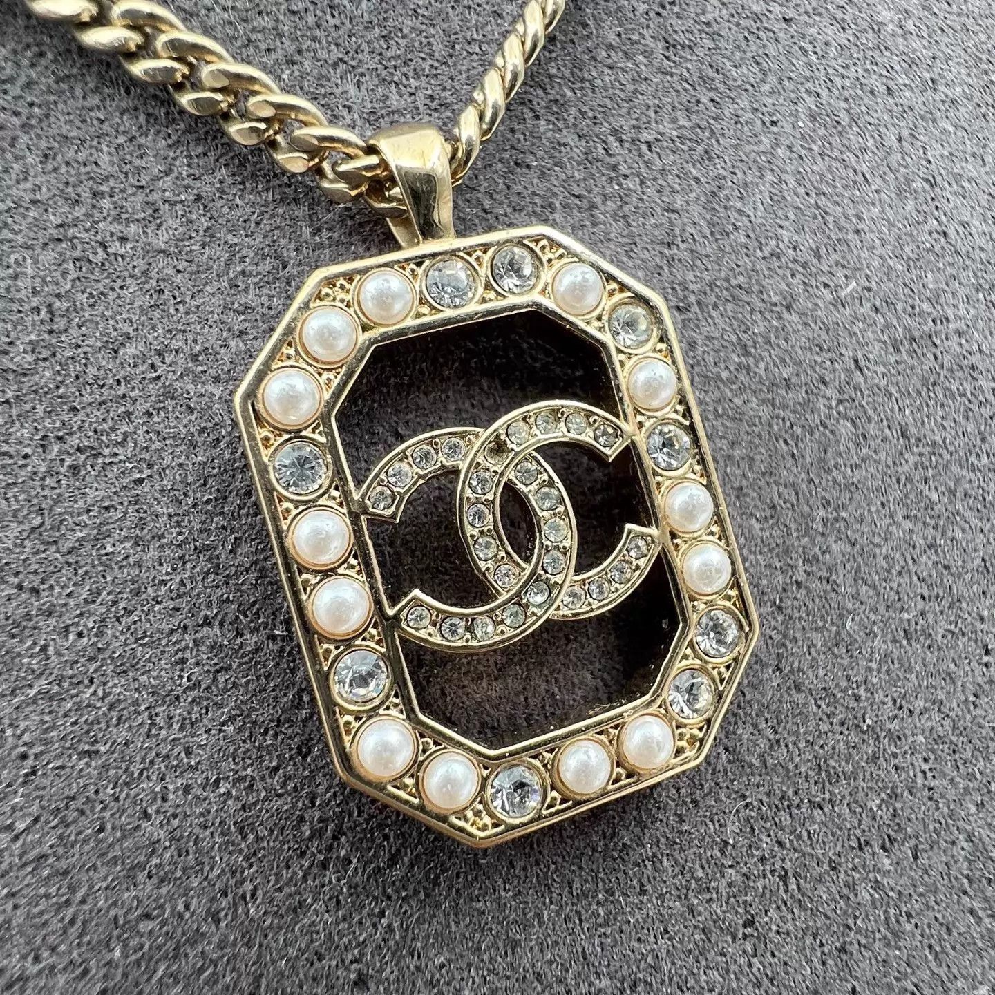Chanel Chanel 23B Crystal Cutout Square CC Necklace Size ONE SIZE - 2 Thumbnail