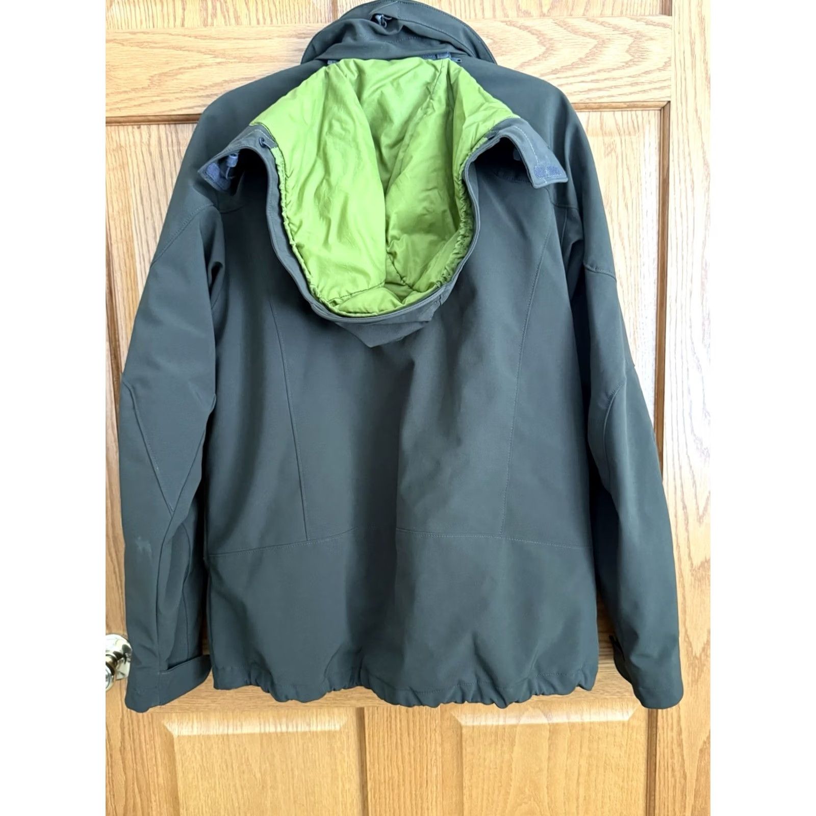 Olive Columbia Titanium 3 in 1 Coat Olive Green Mens Medium Winter Jacket Coat Size US M / EU 48-50 / 2 - 2 Thumbnail
