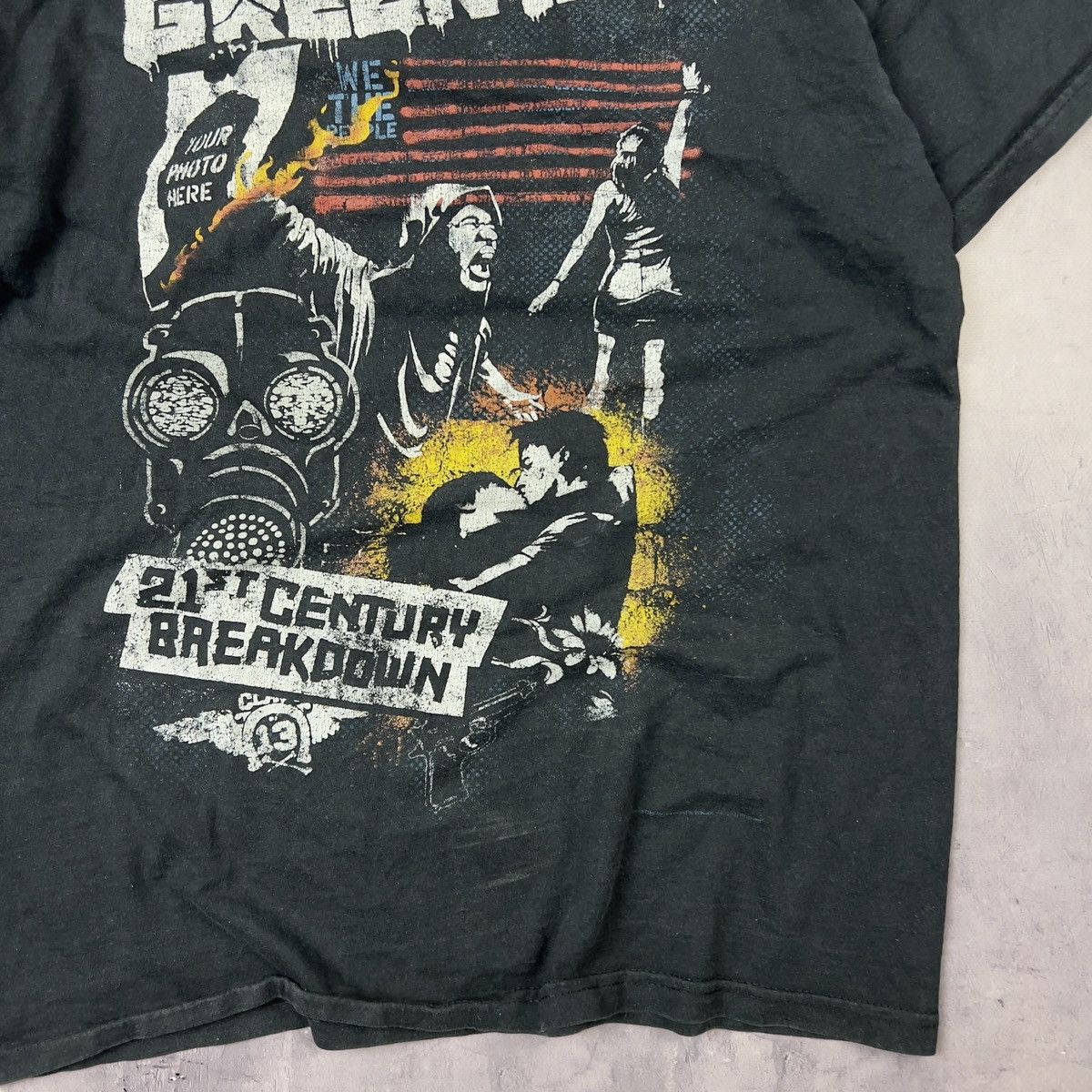 Band Tees × Vintage Rare! Vintage Green Day 21st Century Breakdown Tour 2009 Size US M / EU 48-50 / 2 - 7 Thumbnail