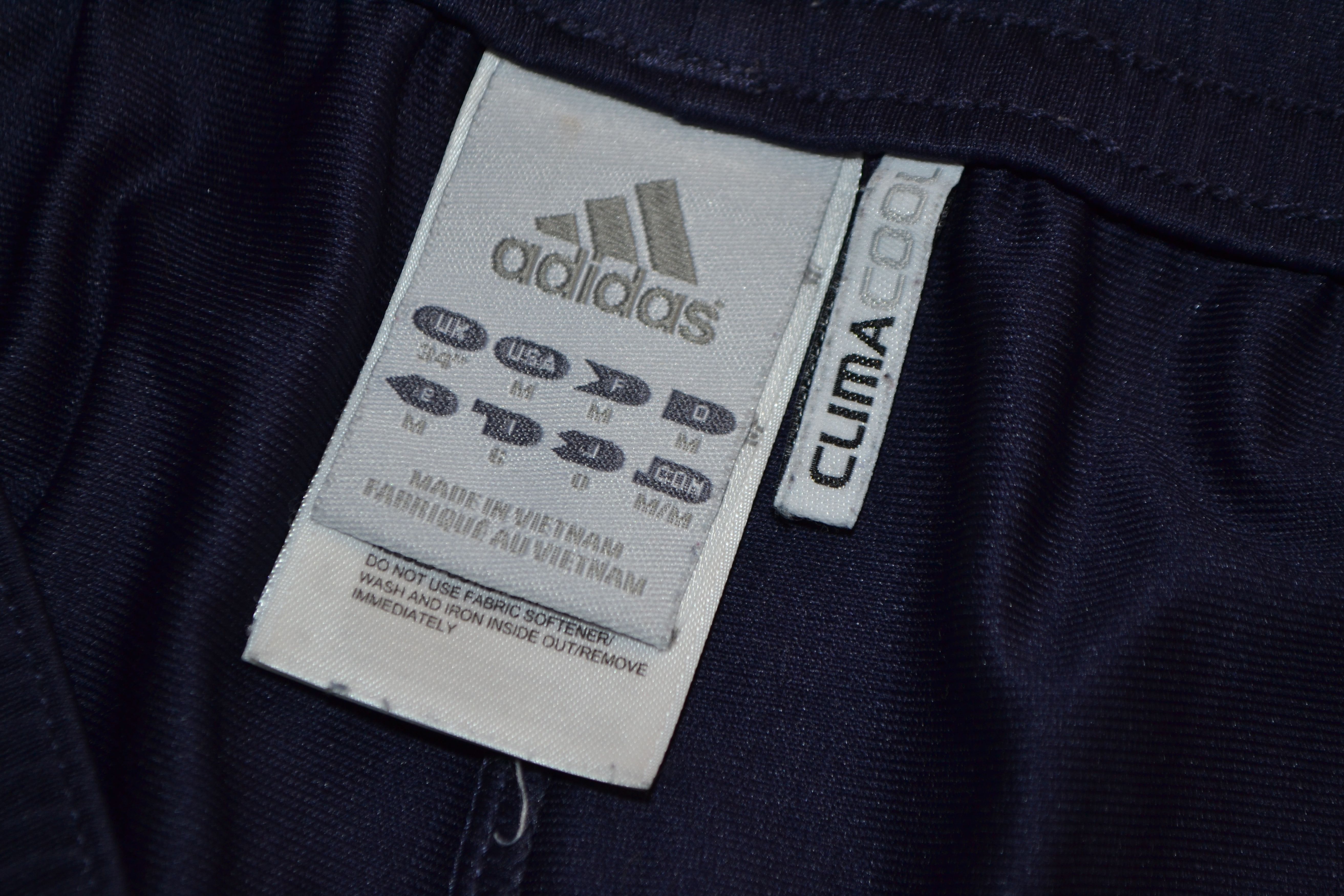 Adidas Real Madrid Away Shorts 2012 2013 Soccer Sergio Ramos Size US 32 / EU 48 - 3 Thumbnail
