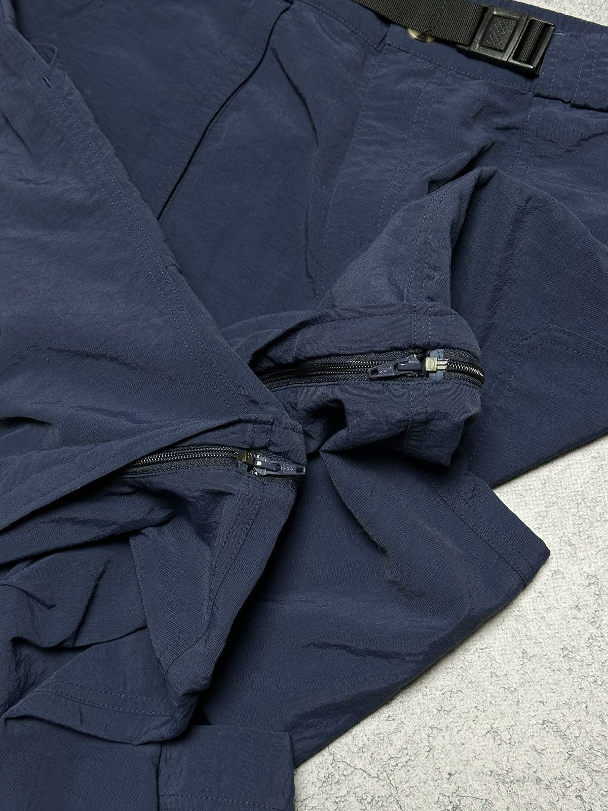 The North Face Vintage North Face Tracking Transformer Nylon Pants/Shorts Size US 34 / EU 50 - 11 Thumbnail