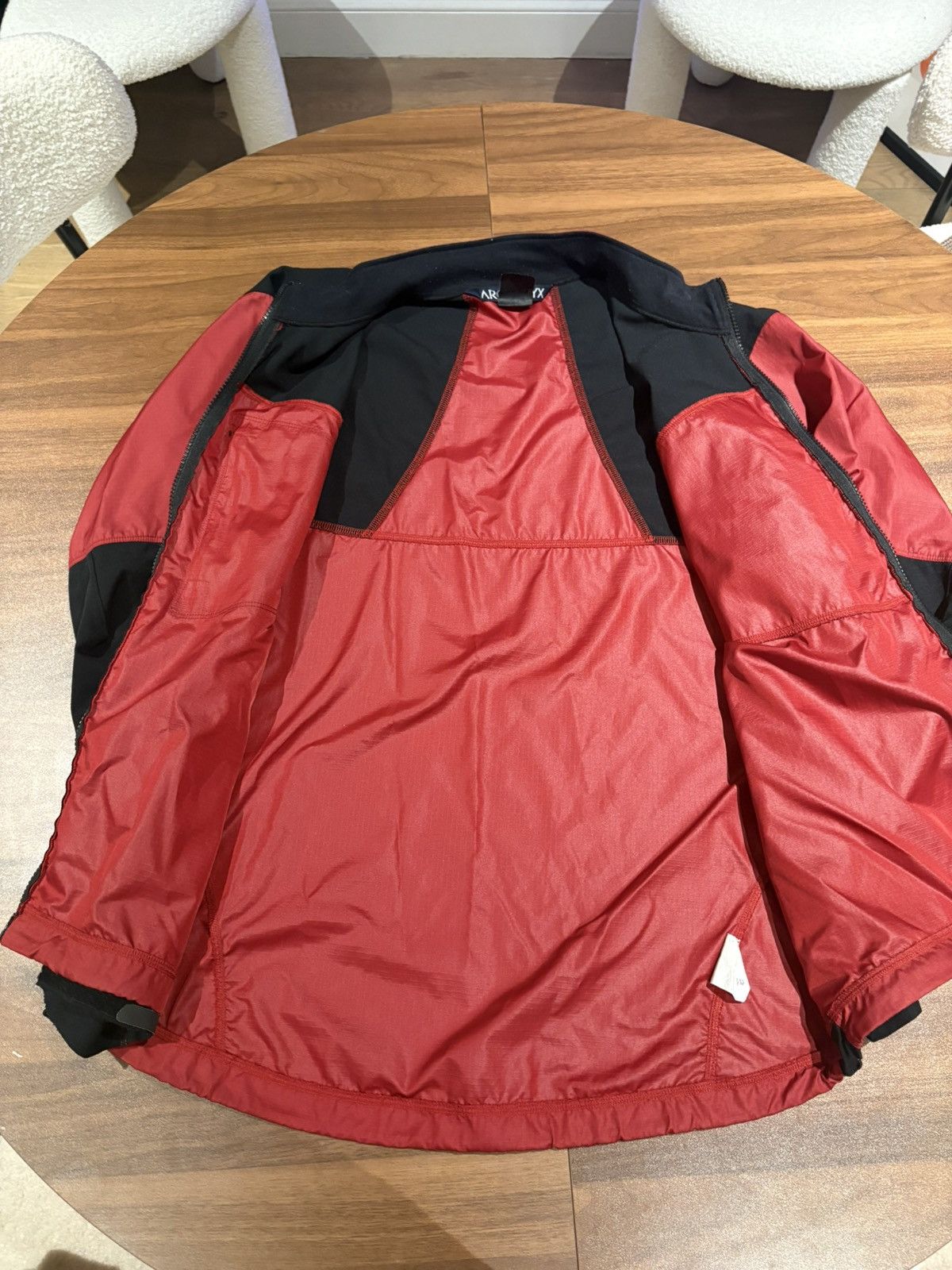 Arc'teryx Vintage 2001 crimson tau jacket size medium Size US M / EU 48-50 / 2 - 5 Thumbnail