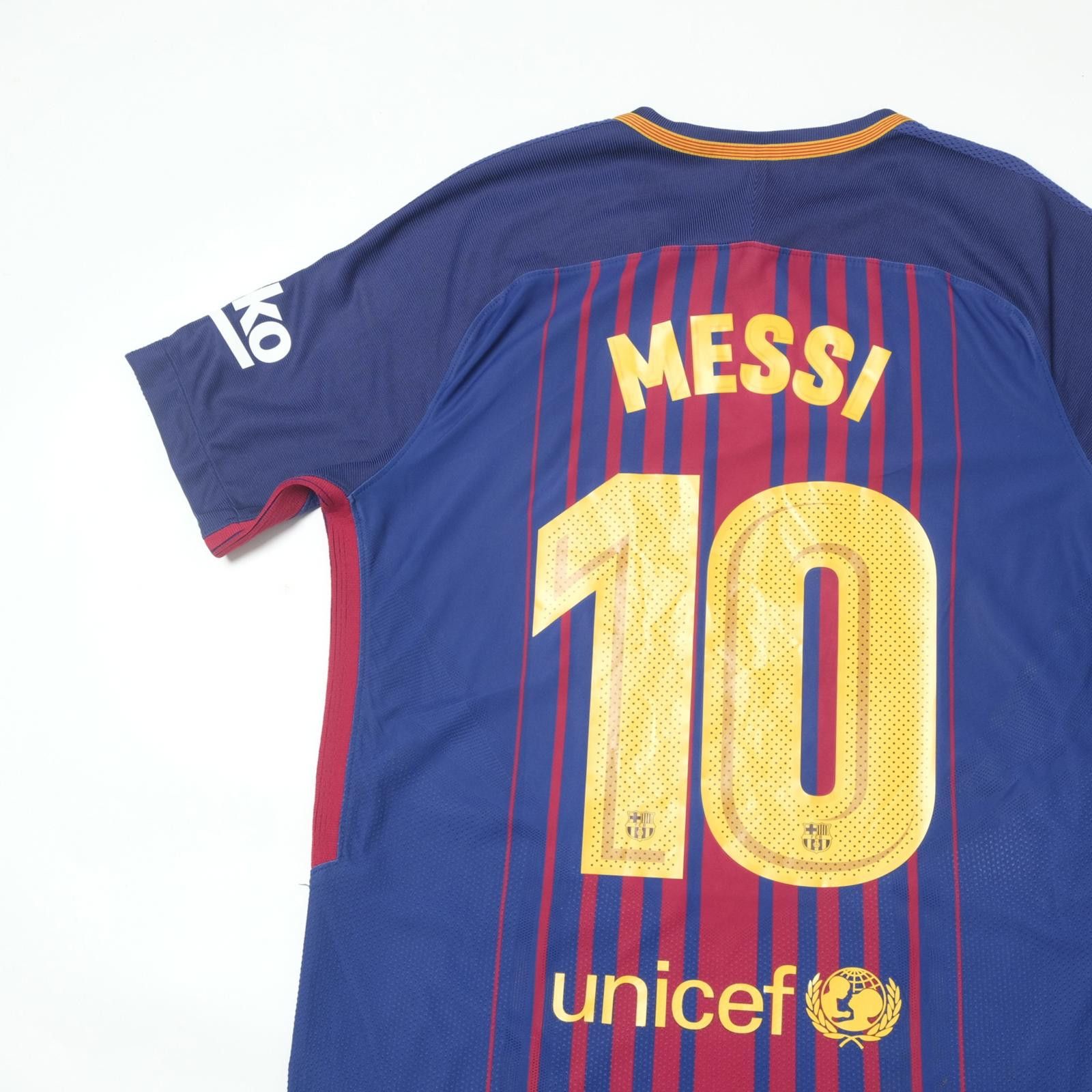 Nike 2017/18 Barcelona Home Shirt Messi (M/L) Size US M / EU 48-50 / 2 - 4 Thumbnail
