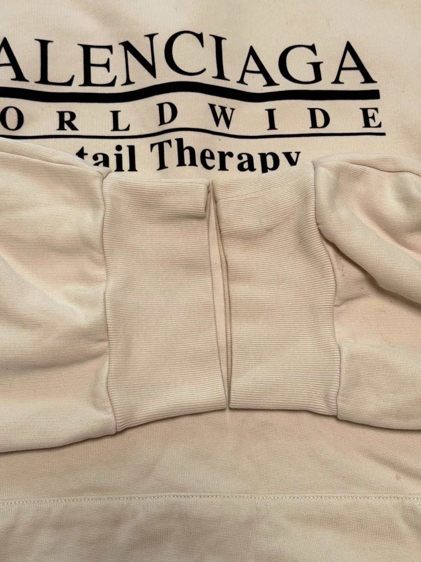 Balenciaga Balenciaga WorldWide Limited Edition Logo Hoodie K6 Size US L / EU 52-54 / 3 - 4 Thumbnail