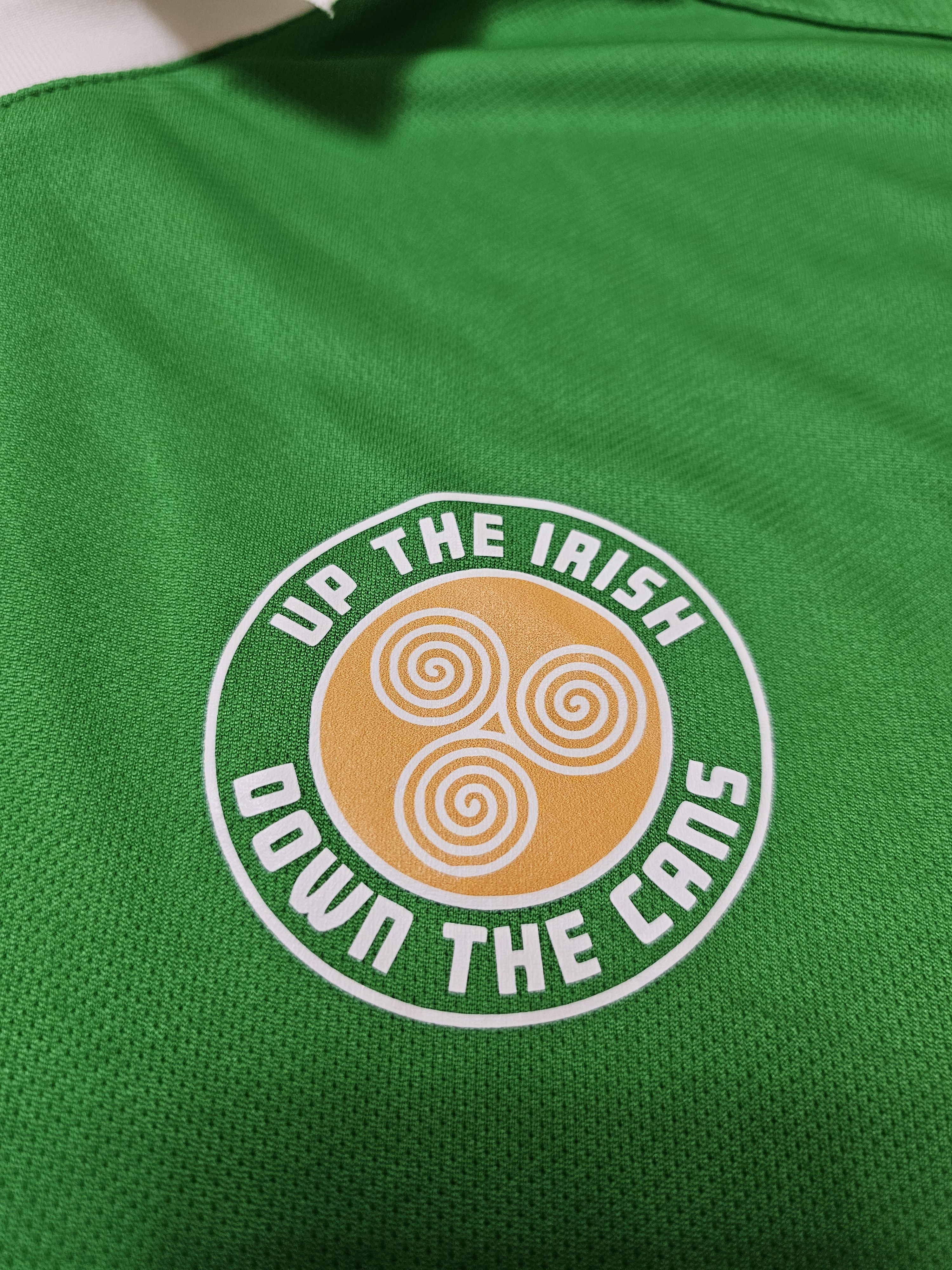Umbro IRELAND FOOTBALL SHIRT UP THE IRISH SOCCER JERSEY Size US M / EU 48-50 / 2 - 4 Thumbnail
