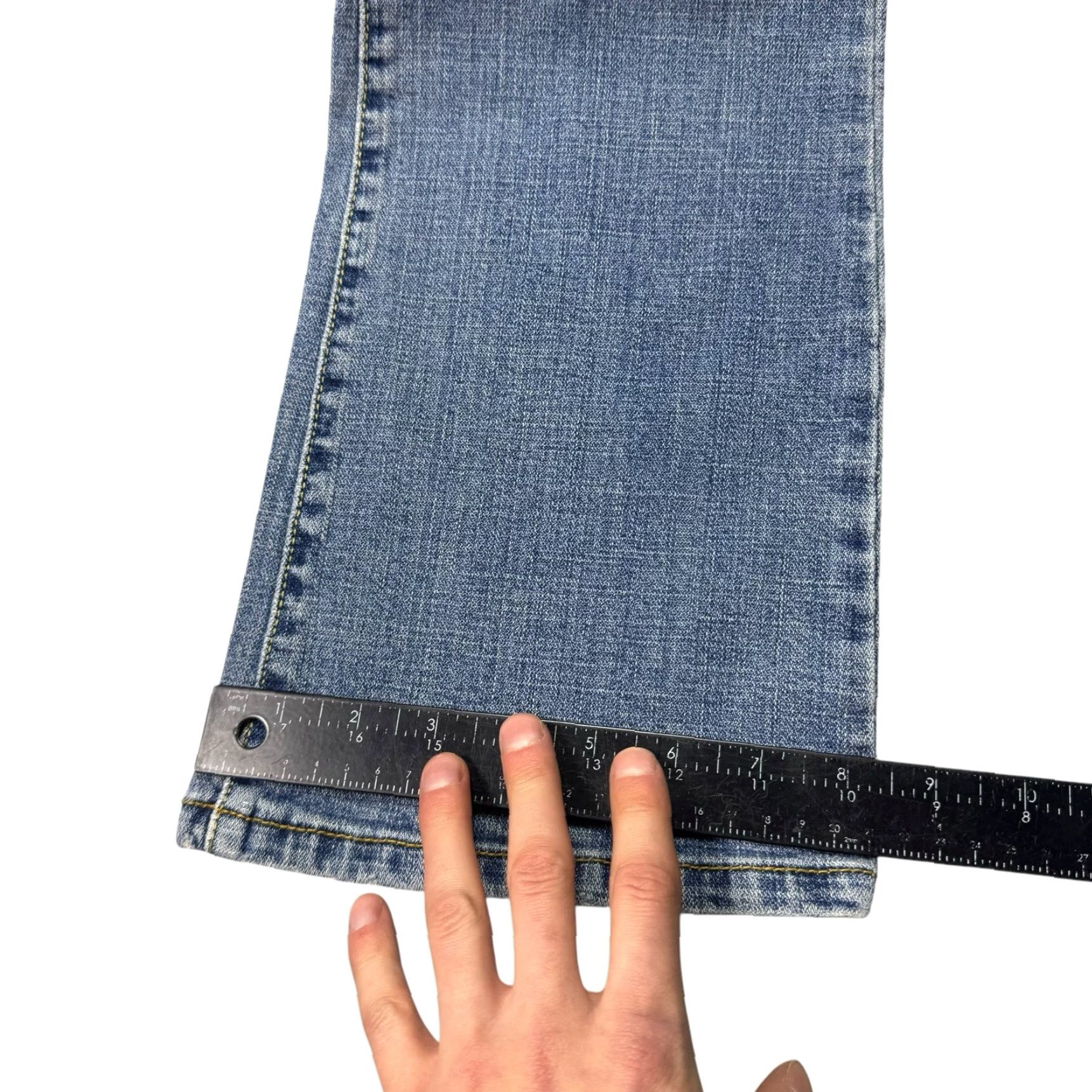Levi's VINTAGE Levi's 515 Jeans Womens 6M 30x30 Bootcut Midrise Blue Denim 30 in Inseam Womens Boys Girls Mens Size 28" / US 6 / IT 42 - 4 Thumbnail