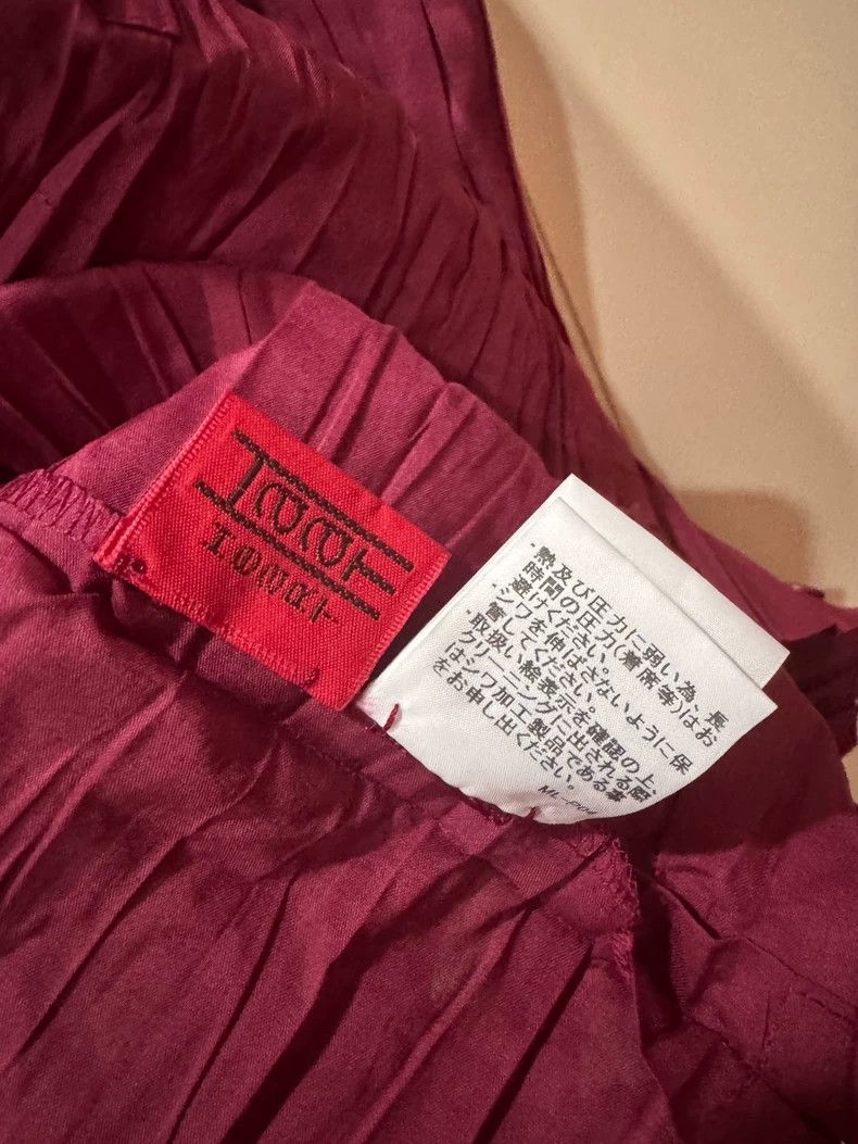 Issey Miyake Issey Miyake size:one size A high-end dark red basic shirt Size XS / US 0-2 / IT 36-38 - 4 Thumbnail