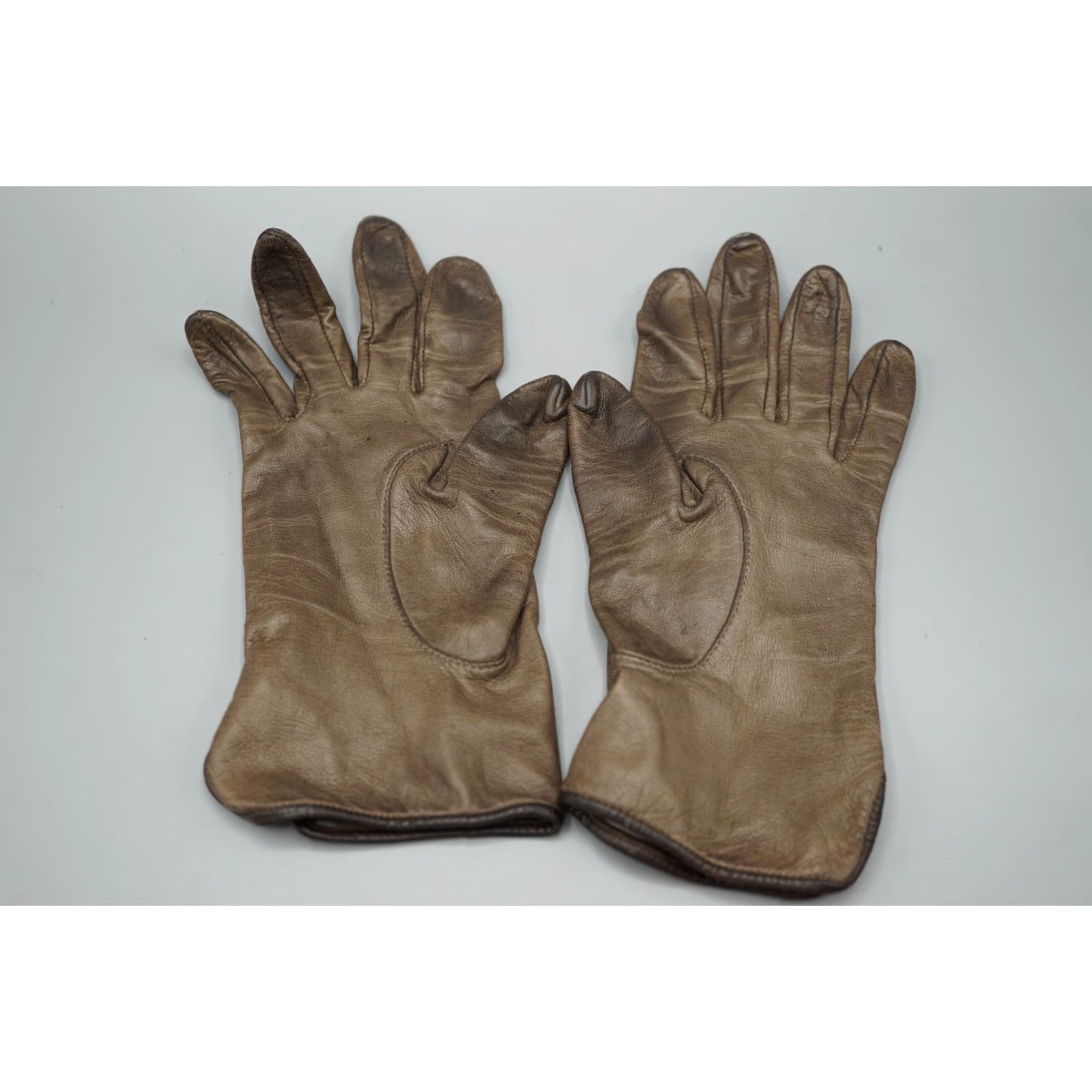 Anne Klein VINTAGE Anne Klein Brown Leather Gloves Gold Eagle Button Theater Sz 6.5 Size ONE SIZE - 2 Thumbnail