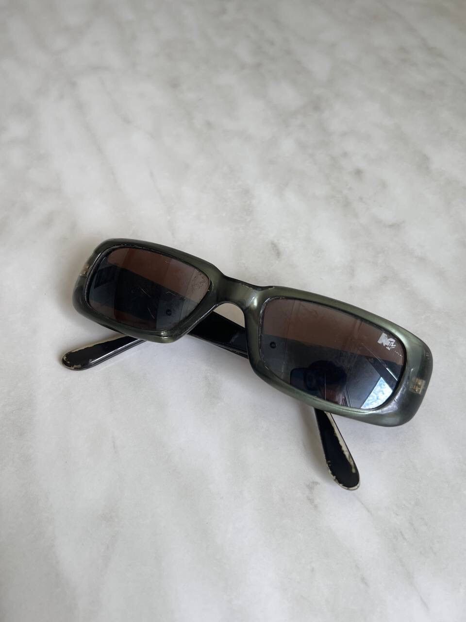 Electric Visual × Japanese Brand MTV VINTAGE SUNGLASSES 1990s Music Channel Square Frame rare Size ONE SIZE - 11 Thumbnail