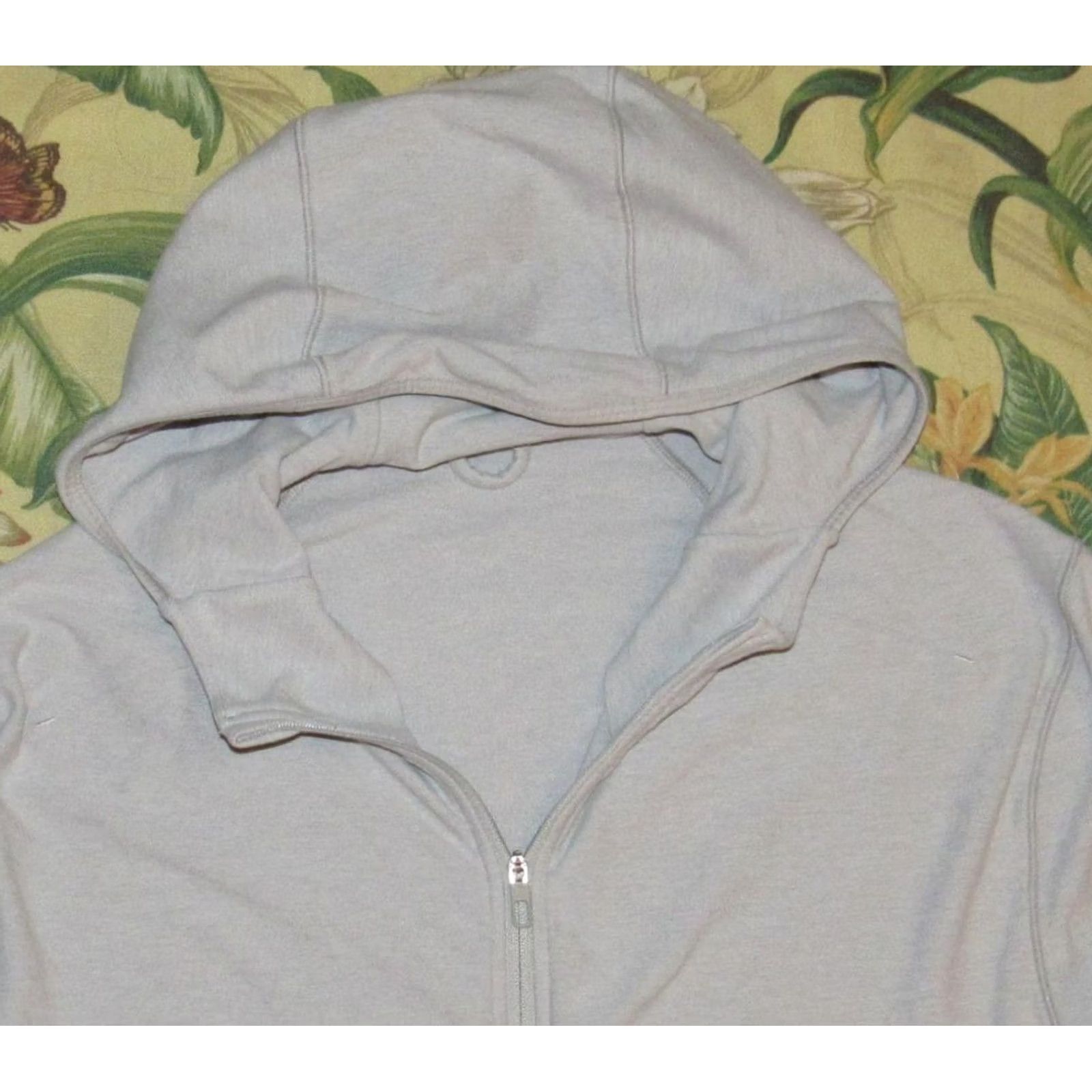 Lululemon LULULEMON Grey Surge Warm Full Zip Hooded Sweater Medium Size US M / EU 48-50 / 2 - 2 Thumbnail
