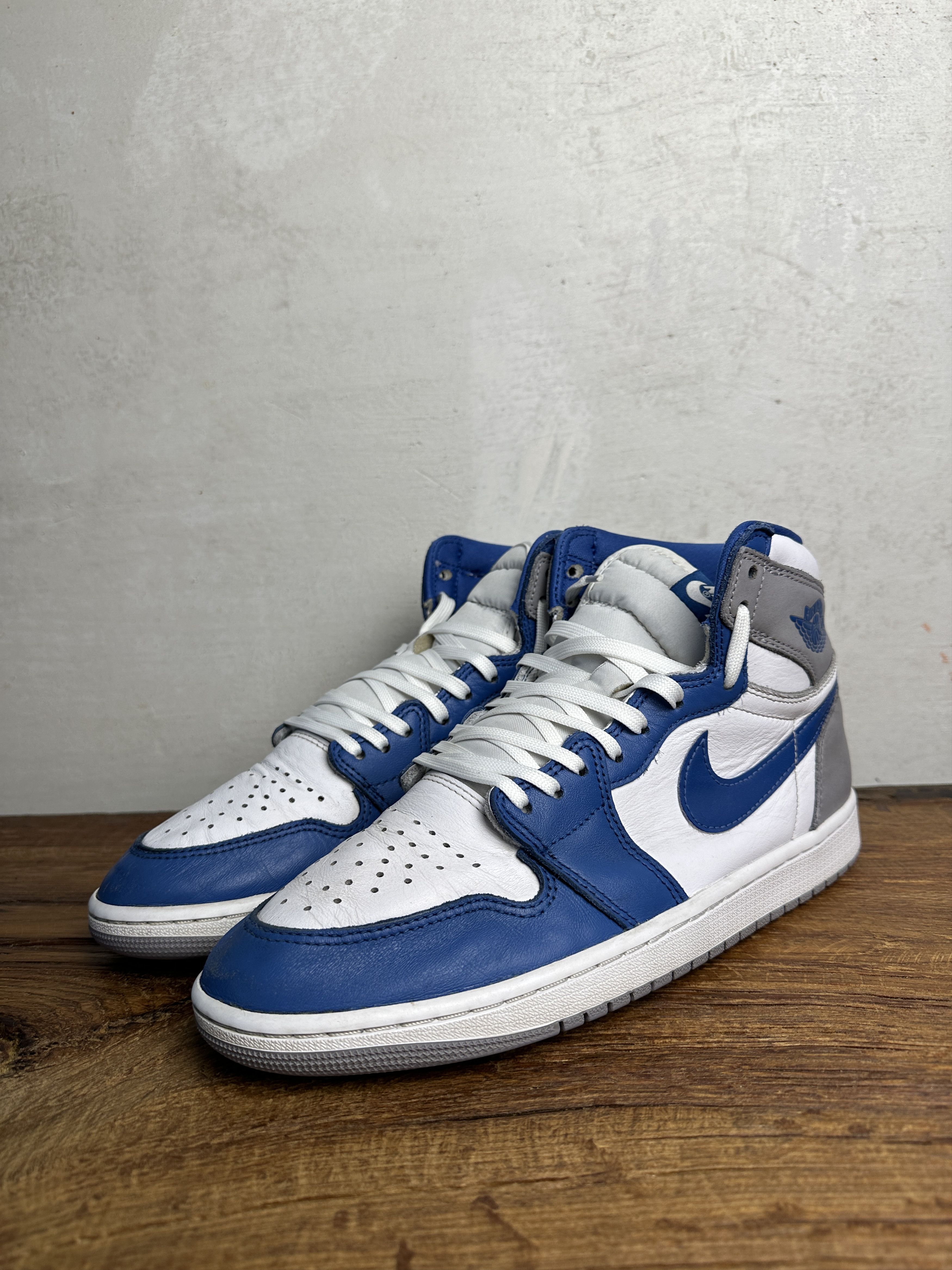 Jordan Brand Jordan 1 Retro High OG True Blue Men's Size US 10.5 / EU 43-44 - 1 Thumbnail