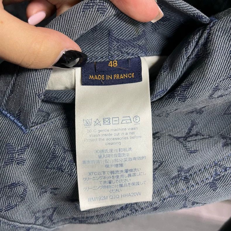 Louis Vuitton LOUIS VUITTON Blue logo printed single-breasted casual long Size US M / EU 48-50 / 2 - 3 Thumbnail