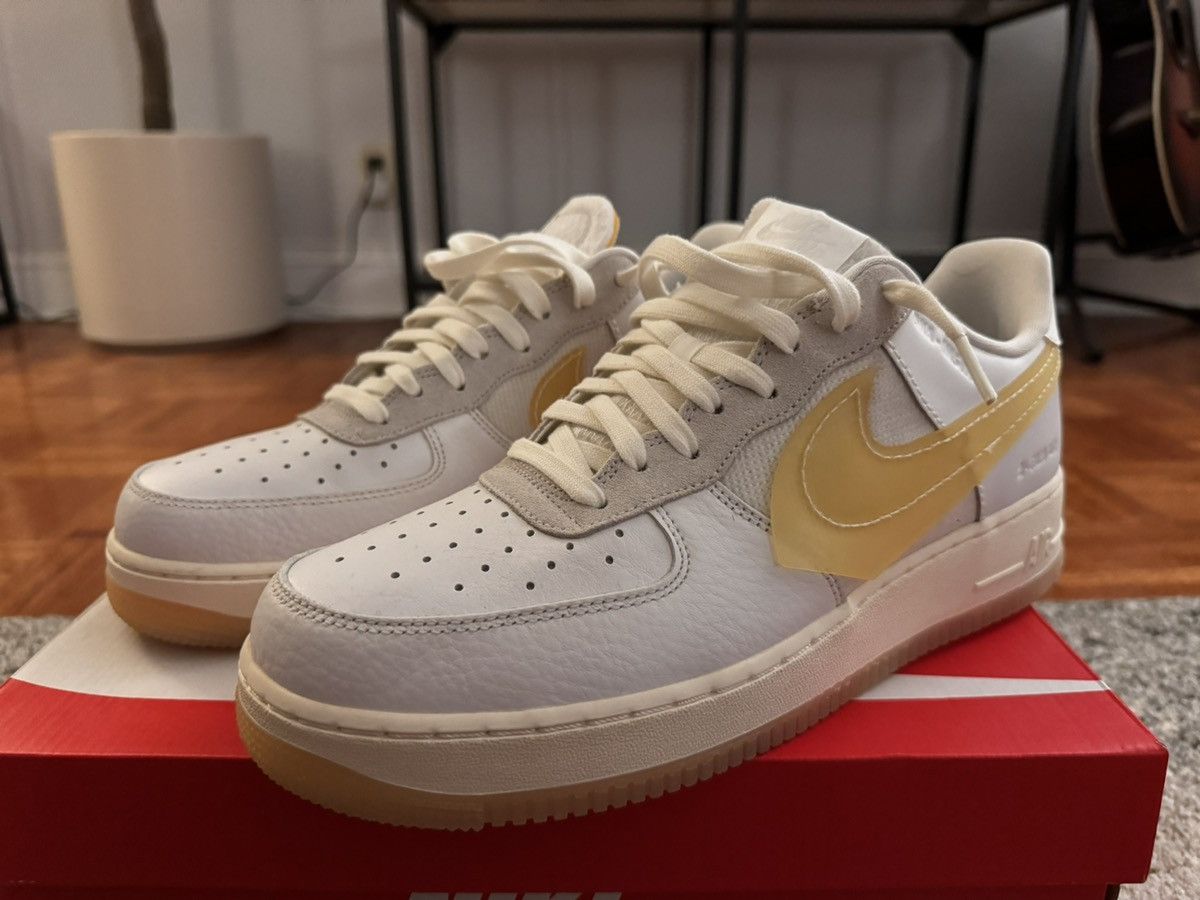 image of Size 10 - Nike Air Force 1 Low Transparent Swoosh Dna Shoes in White, Men's