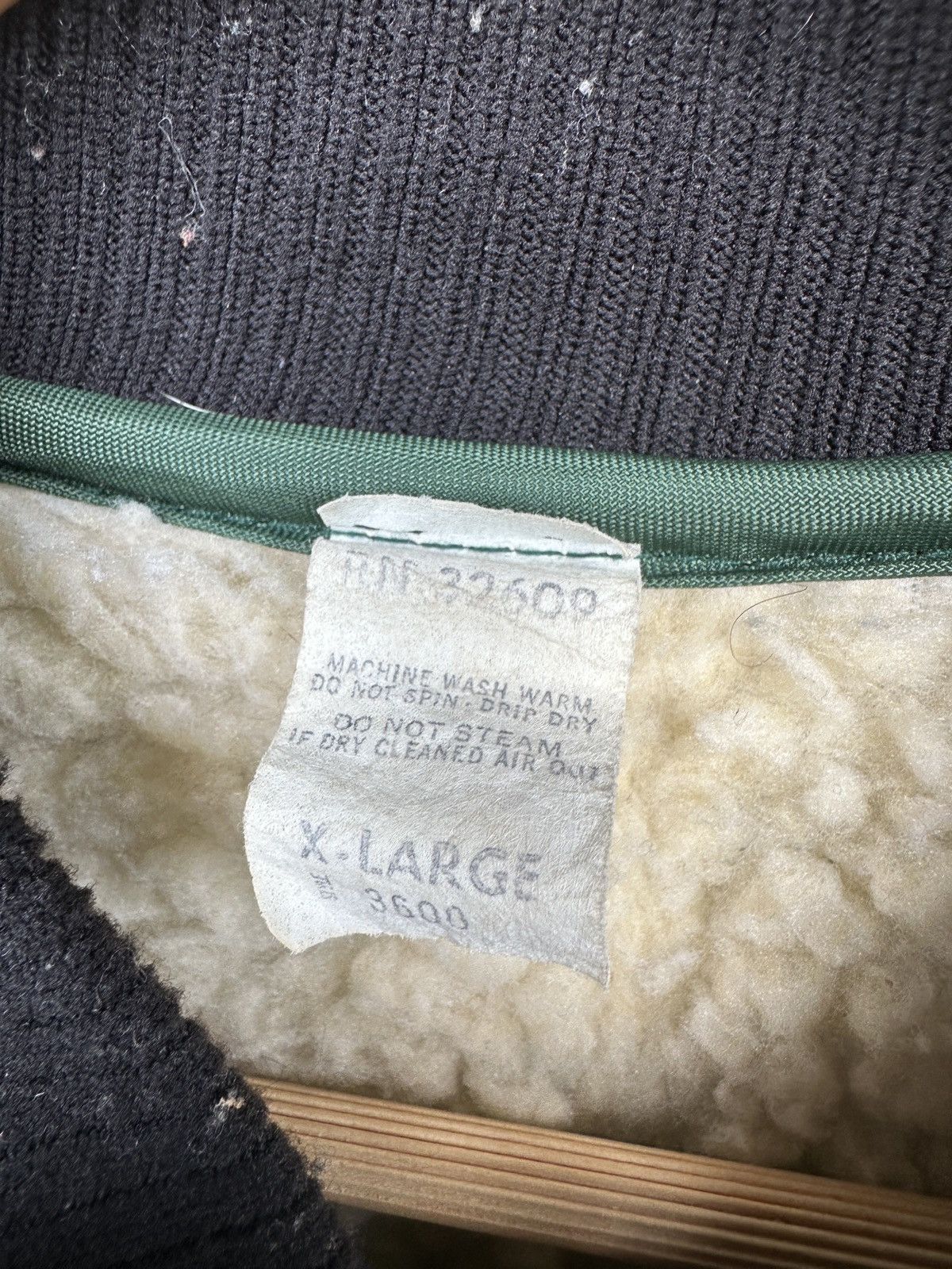 Vintage 1970s vintage Green Padded Vest made in USA Size US L / EU 52-54 / 3 - 2 Thumbnail