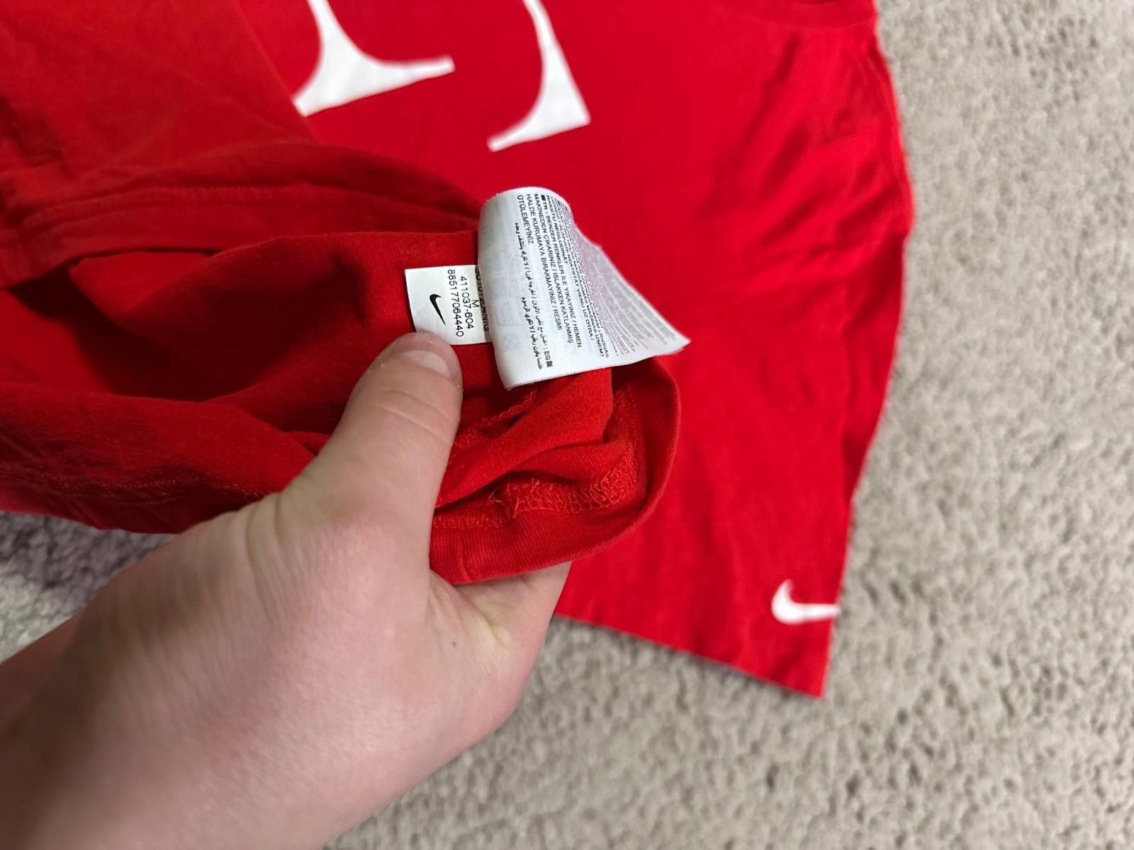 Nike Nike Roger Federer 2010 T-Shirt Men Size M Red Size US M / EU 48-50 / 2 - 6 Thumbnail