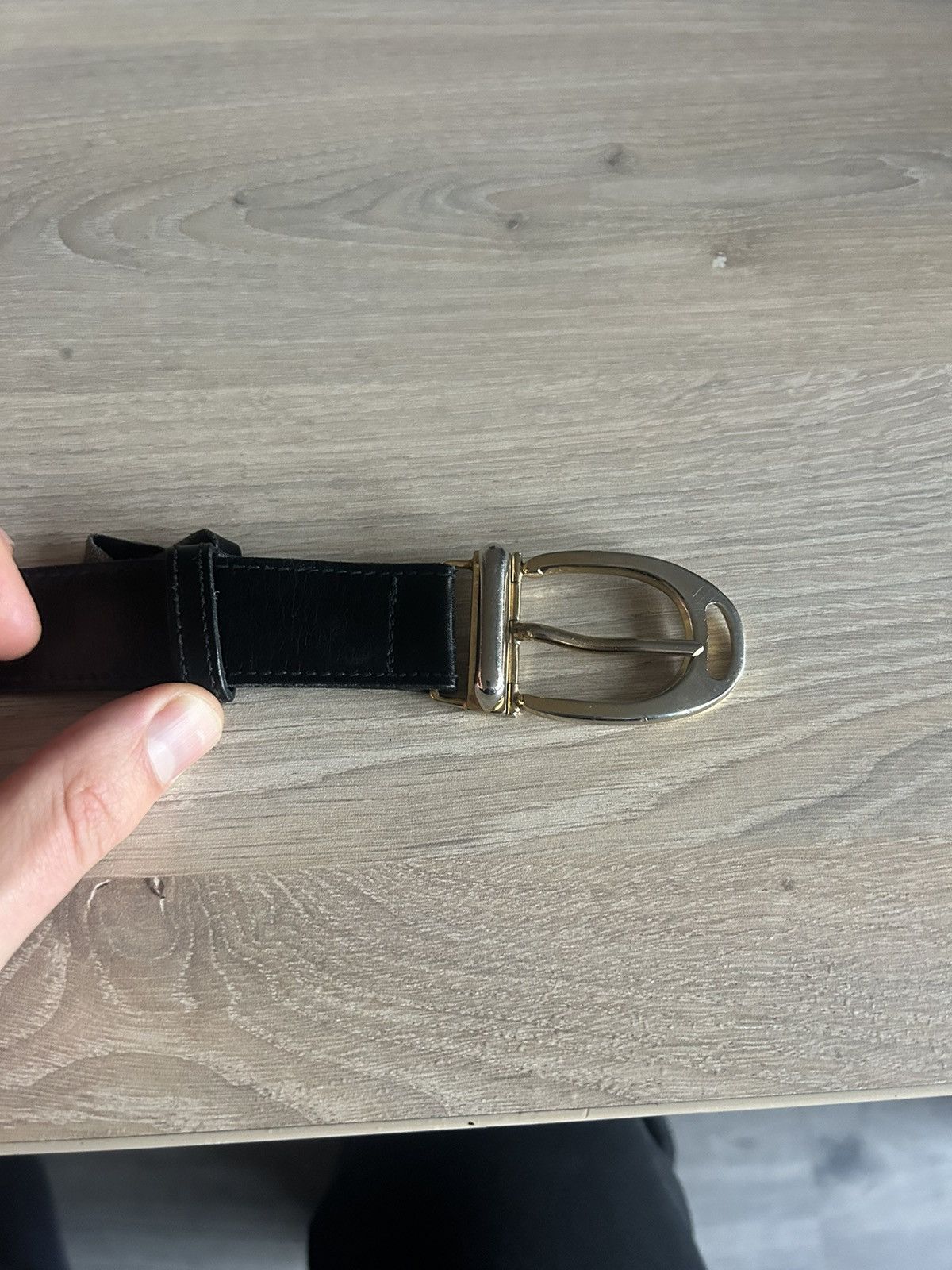 Gucci Vintage Gucci Black Belt with Gold-Tone Buckle – Size 95 Size 38 - 2 Thumbnail