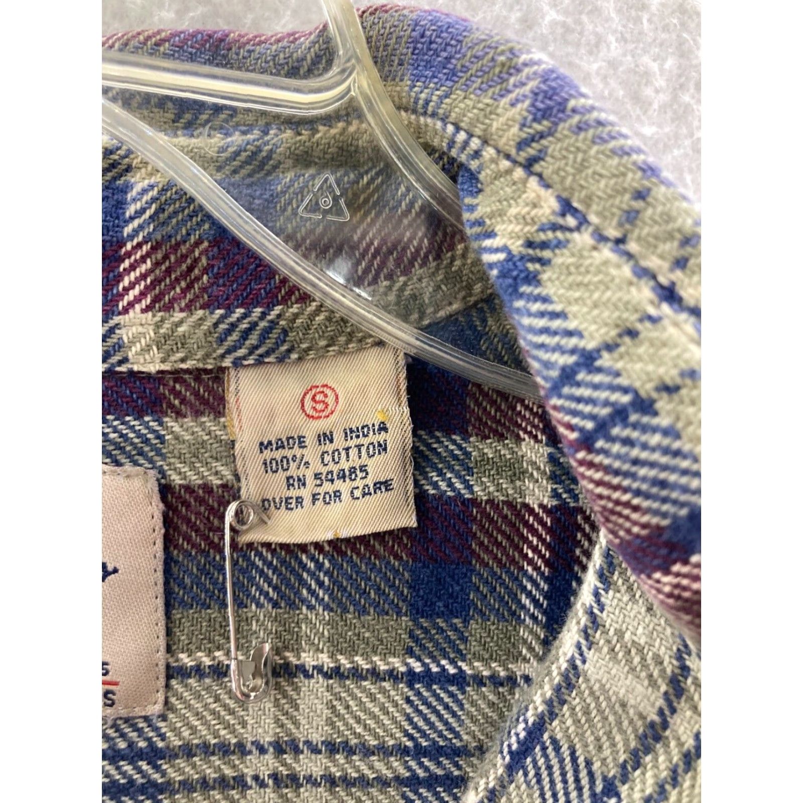 American Eagle Outfitters American Eagle Outfitters Shirt Mens S Plaid Button-Up Long Sleeve Collared Button Pockets All Seasons Multicolor Preppy Size US S / EU 44-46 / 1 - 4 Thumbnail