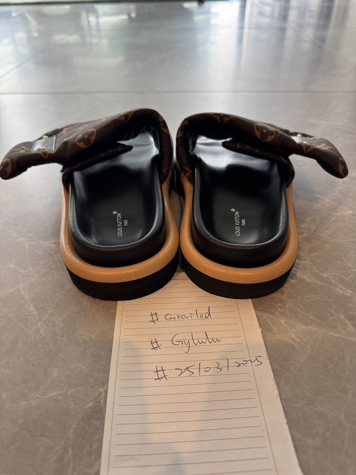 Louis Vuitton Pool Pillow Flat Comfort Mules Size US 7 / IT 37 - 3 Thumbnail