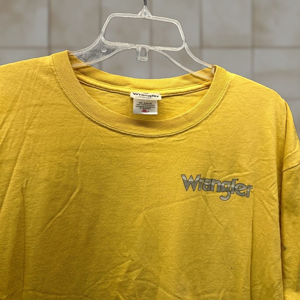 Wrangler Wrangler Shirt XL Gold Mens T-Shirt Cowboy Western Rodeo Short Sleeve Jersey Not Vintage Size US XL / EU 56 / 4 - 1 Thumbnail