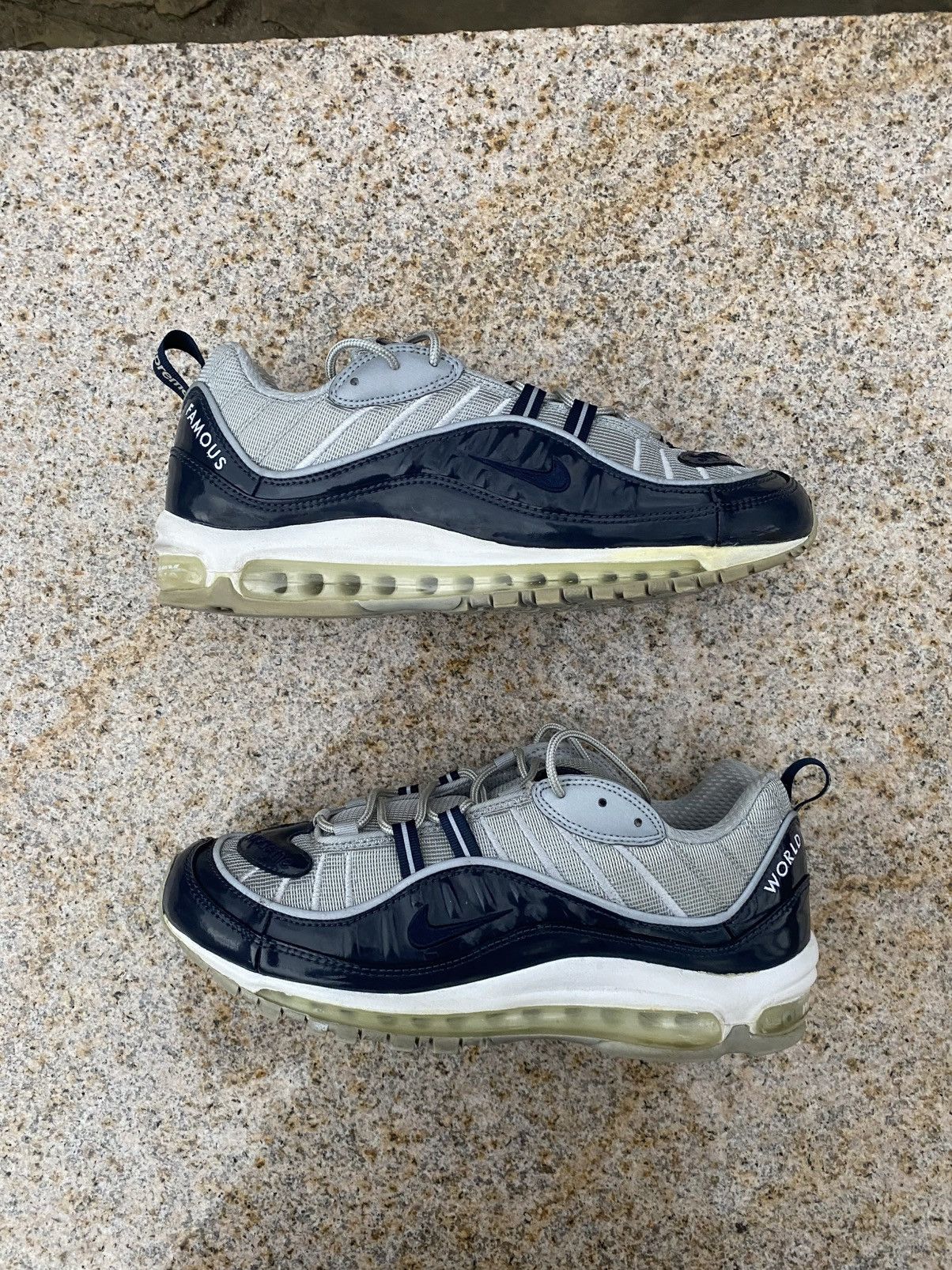 Supreme x Nike Air Max 98 Men Size 10 Navy Blue 844694-400