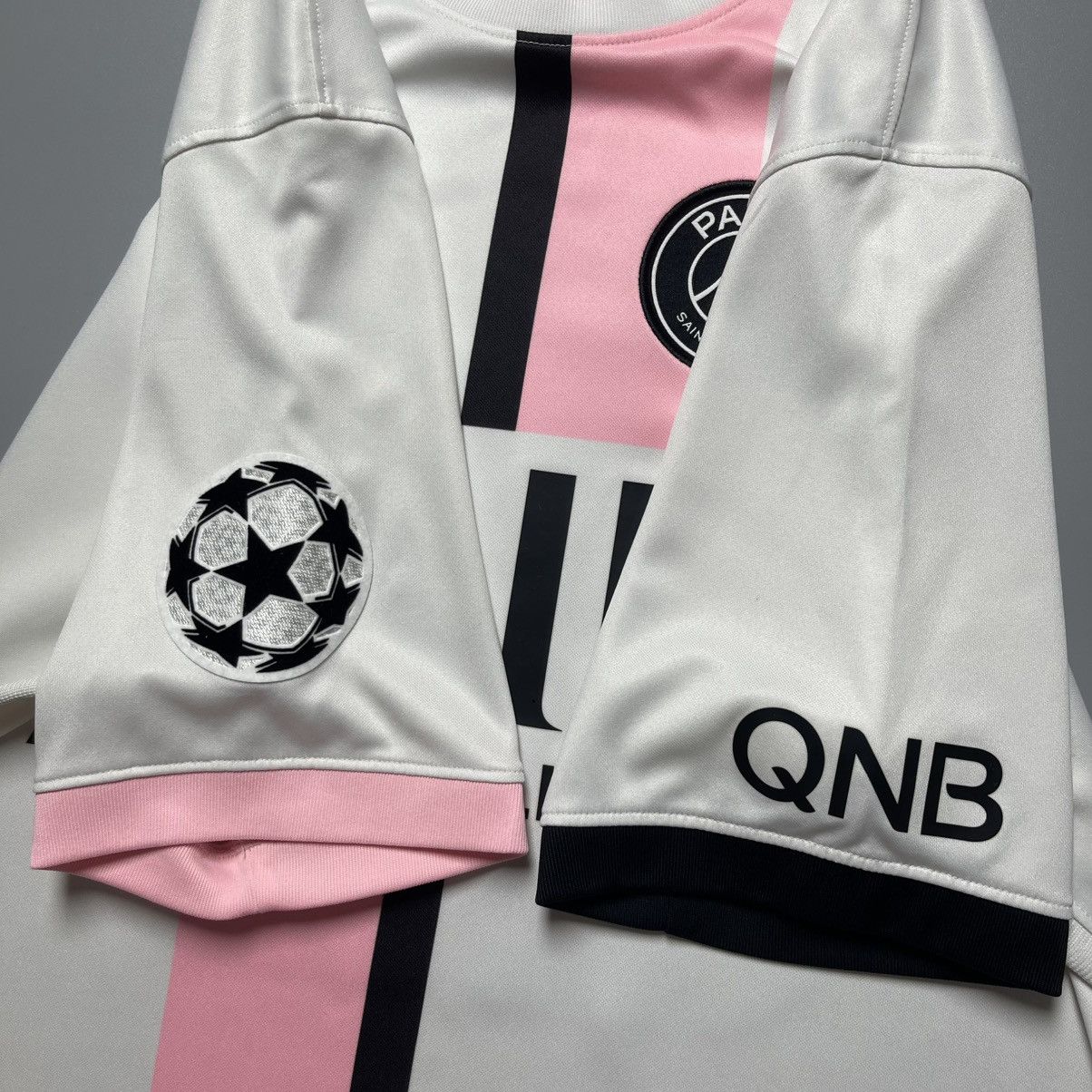 Nike PSG NIKE 2021/2022 FOOTBALL SOCCER AWAY JERSEY #30 MESSI Size US L / EU 52-54 / 3 - 7 Thumbnail