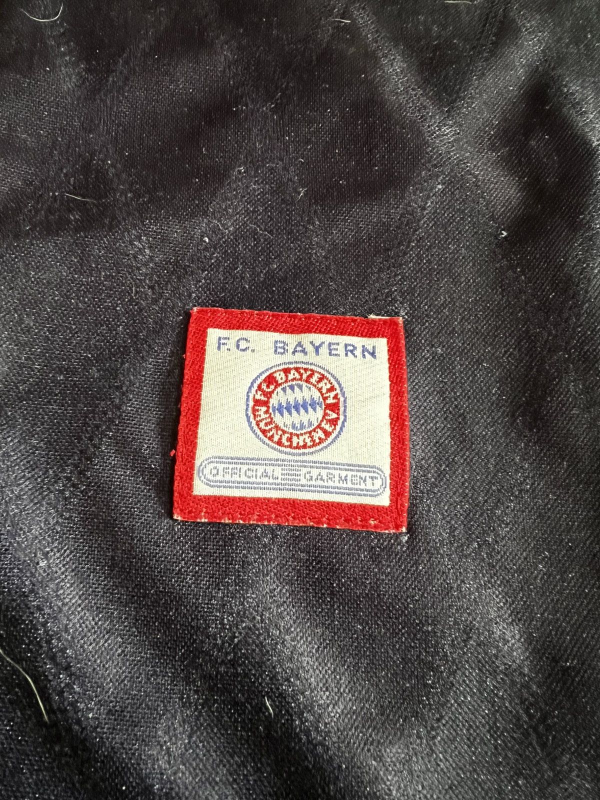 Adidas × Vintage 1997/1998 Adidas Bayern Munich Vintage Soccer Jersey T-Shirt Size US S / EU 44-46 / 1 - 4 Thumbnail