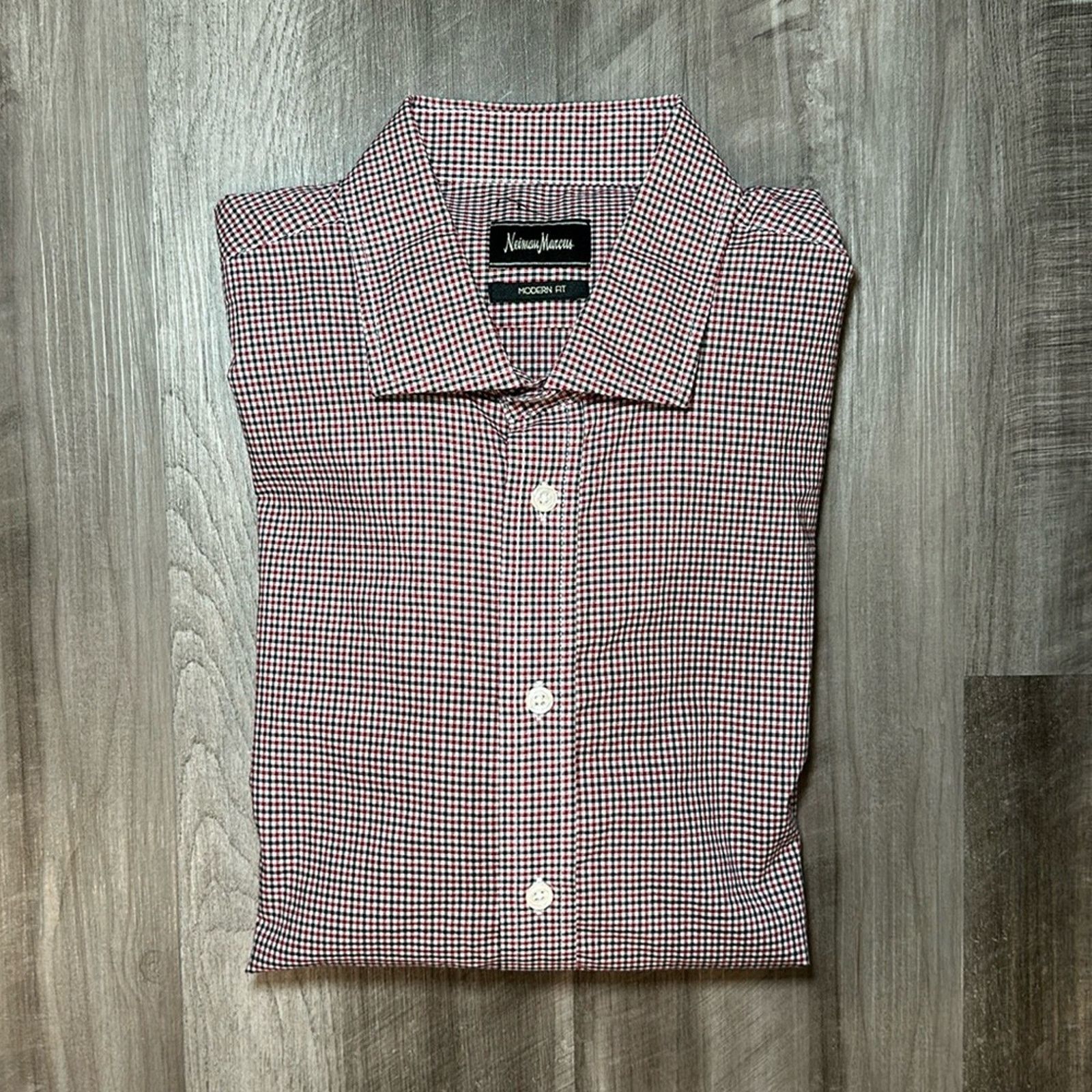 Neiman Marcus Neiman Marcus Modern Fit Long Sleeve Button Down - Large Size US L / EU 52-54 / 3 - 1 Thumbnail