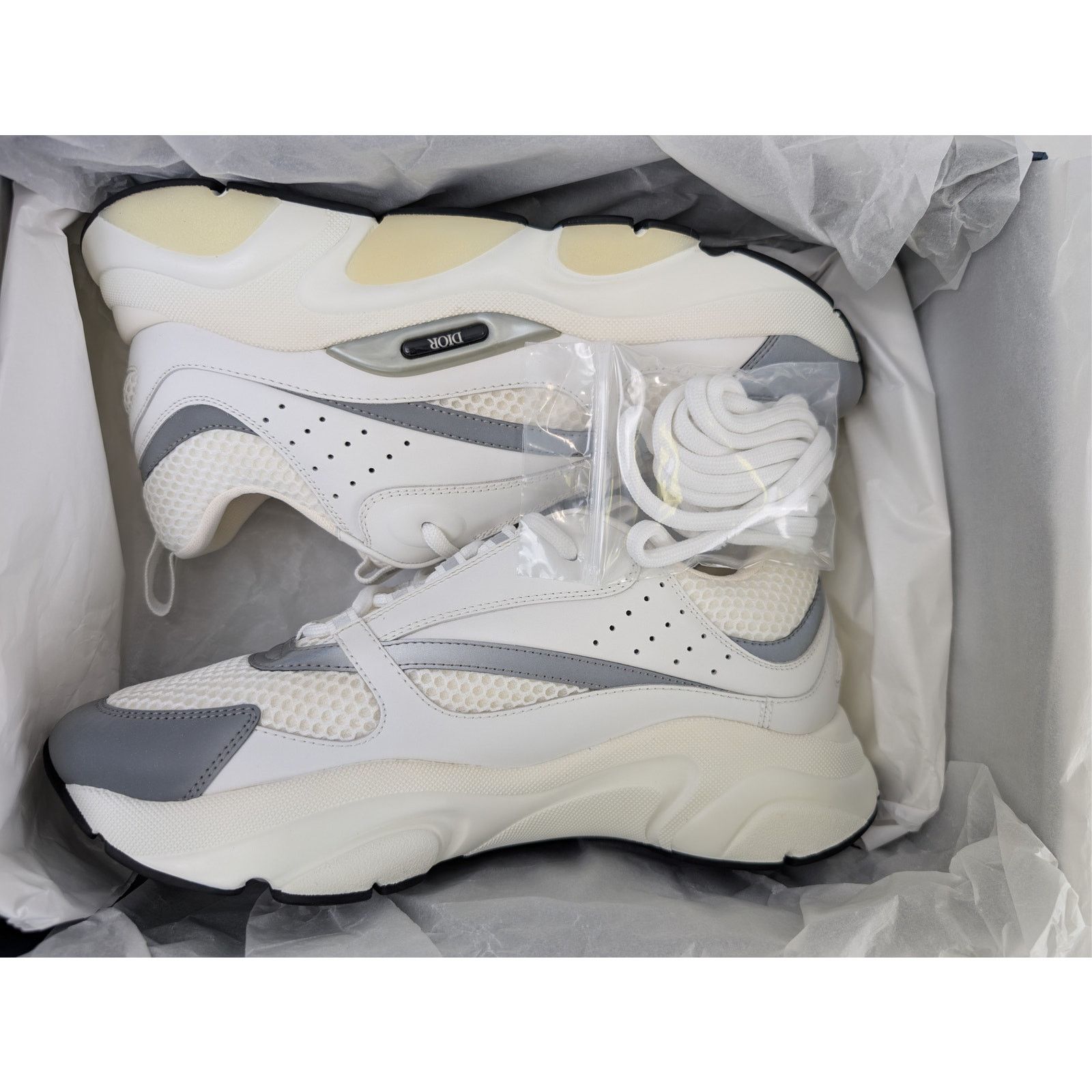 Dior o1rshd1 B22 sneakers in white and silver Size US 11 / EU 44 - 18 Thumbnail